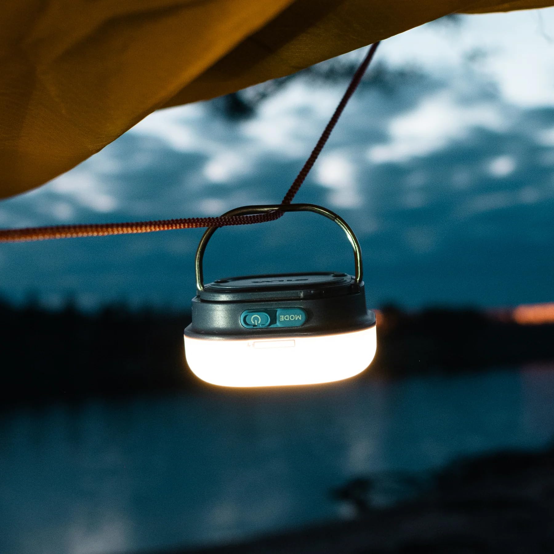 Silva Lanterna da campeggio ricaricabile USB-C – Luce per tenda ricaricabile – 350 lumen e 4 livelli di luminosità – Luce bianca e calda – Durata di combustione 156 ore – Luce da campeggio
