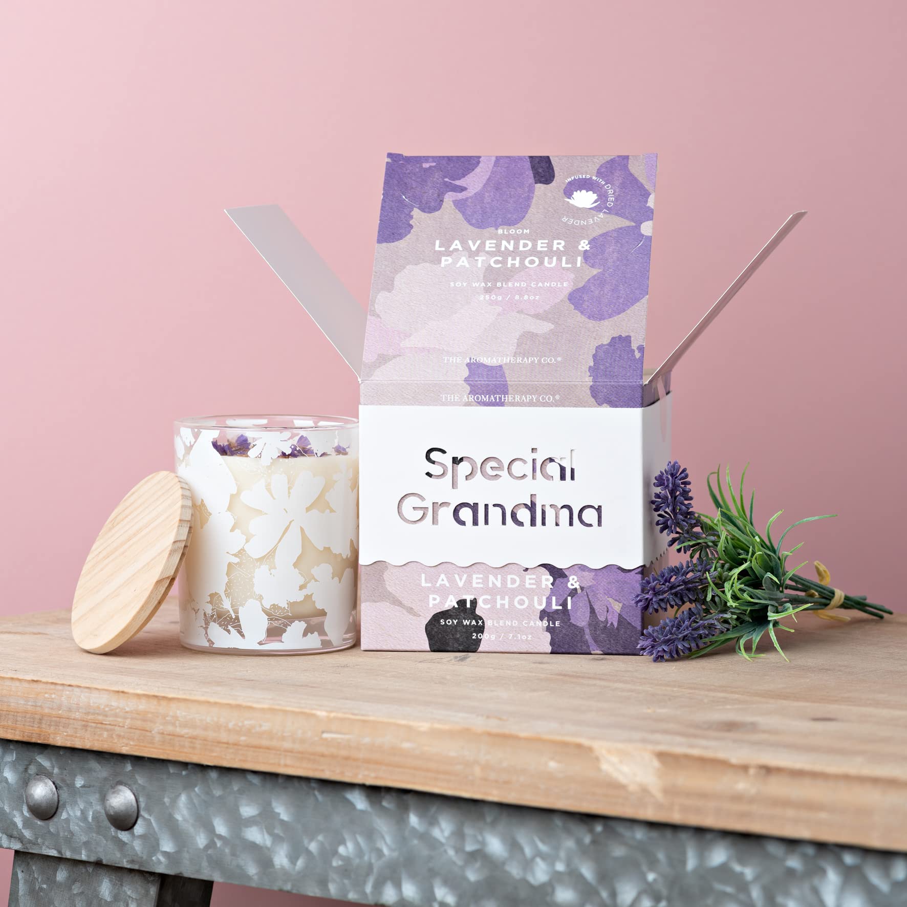 The Aromatherapy Co. Special Grandma Lavender & Patchouli Soy Wax Blend Candle 200g - Image 3