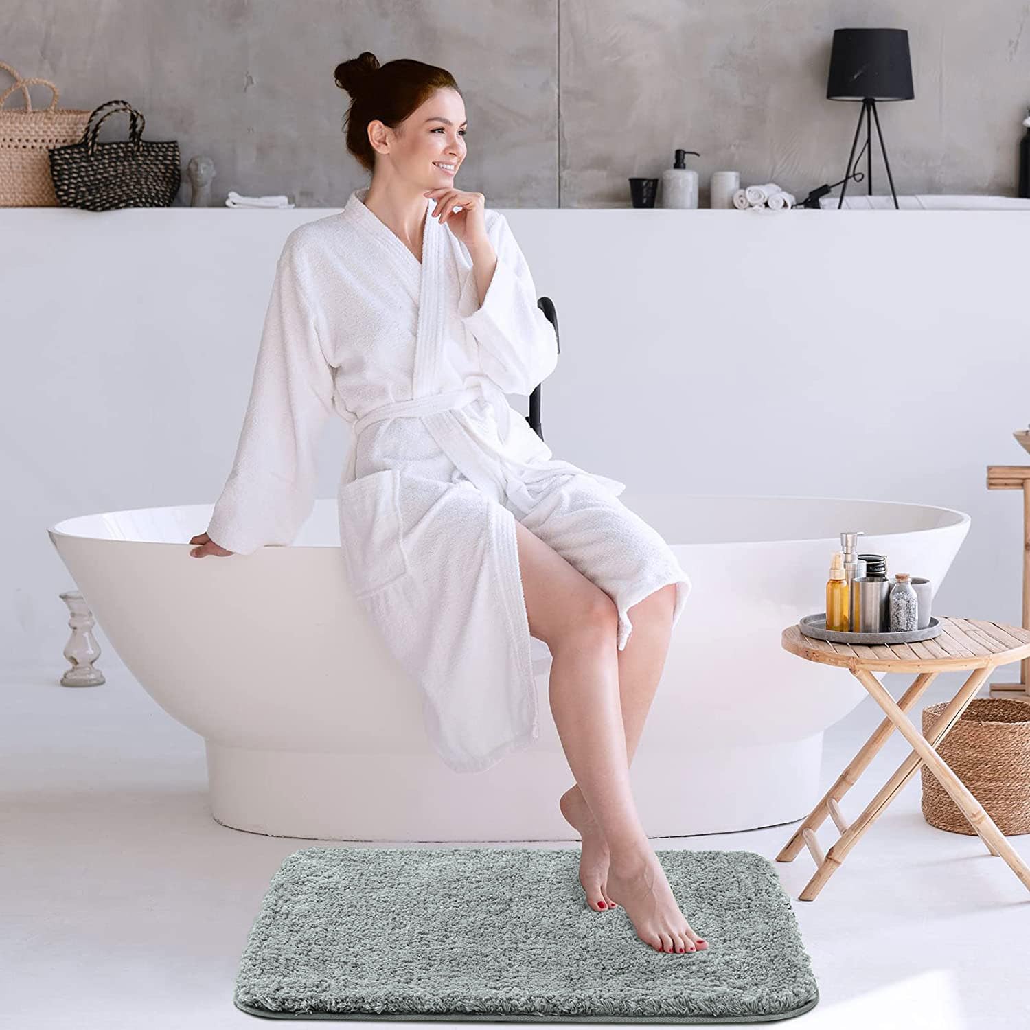 Luxe Home Bath Mat Super Soft Non Slip Vegas Mats for Bathroom, Door (45x75 cm, Silver) Pack of 1
