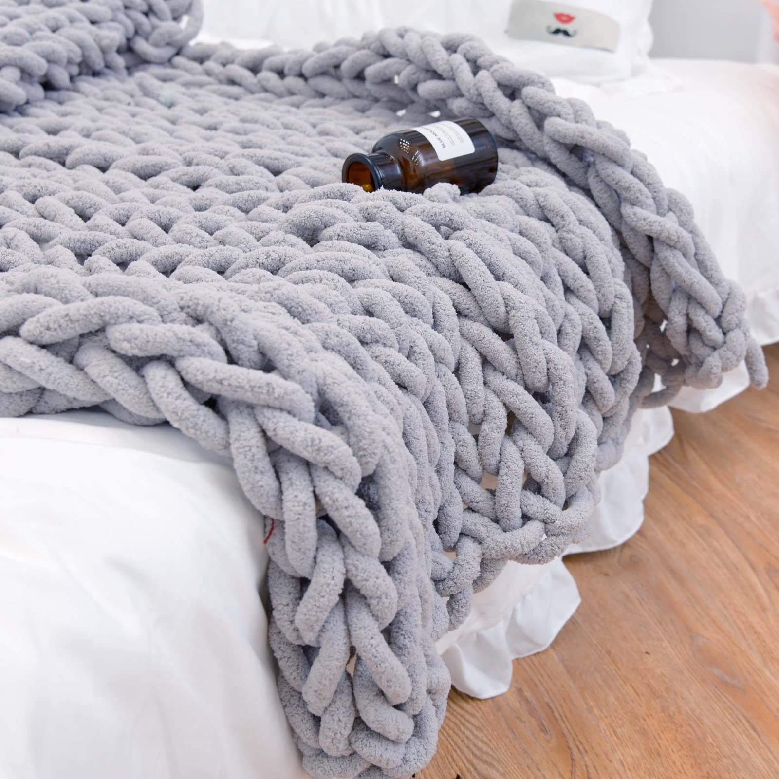PRELGOSP Chunky Knit Blanket, Handmade Giant Knitted Blanket, Soft Thick Warm Knit Blanket Throw for Bed Chair Couch Sofa, Yoga Mat Rug Home Decor Gift, Machine Washable,light gray,200x200cm — image 1