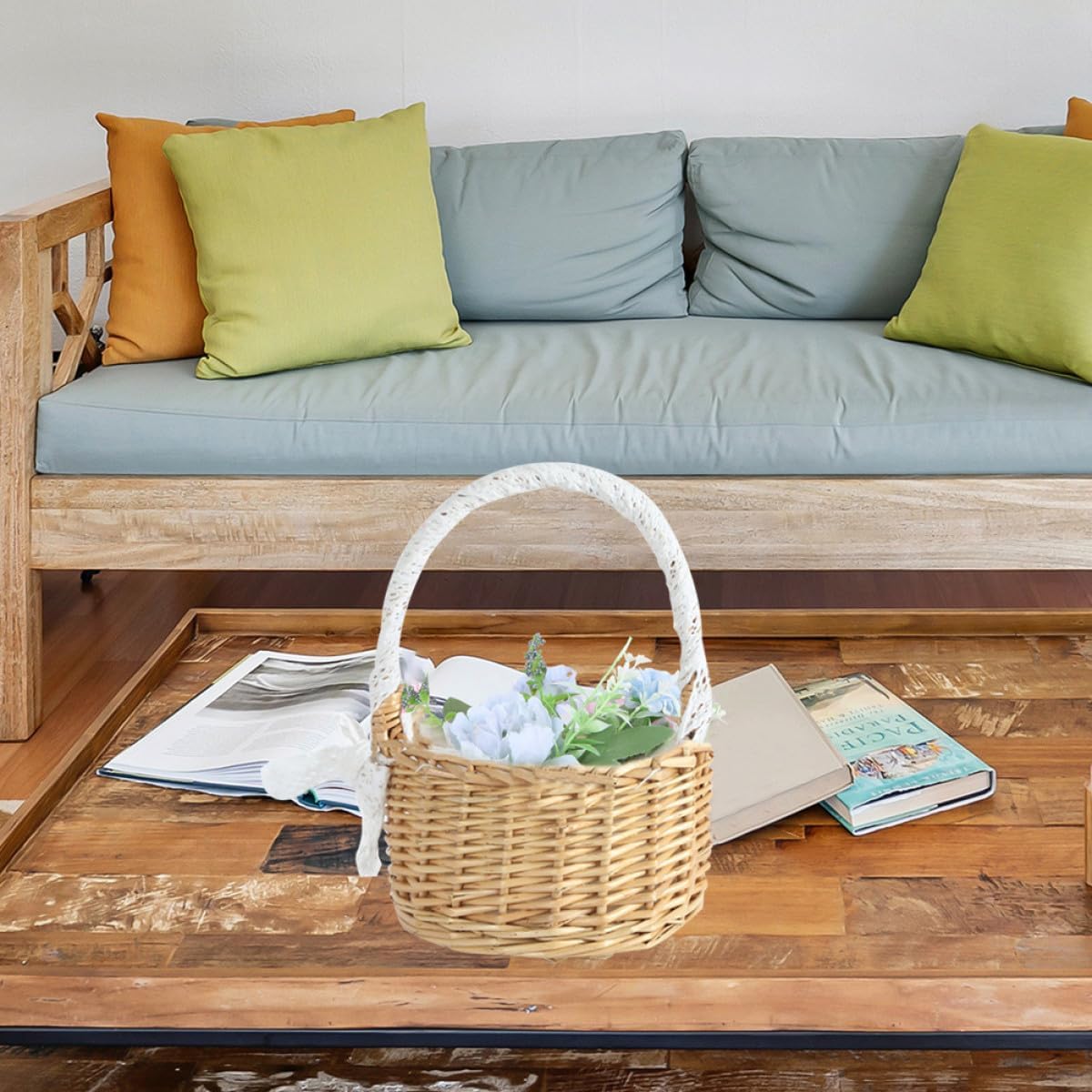Woven Flower Girl Basket Handheld Rustic Rattan Storage Basket Natural Material Countryside Style for Wedding Ceremony and Home Decoration