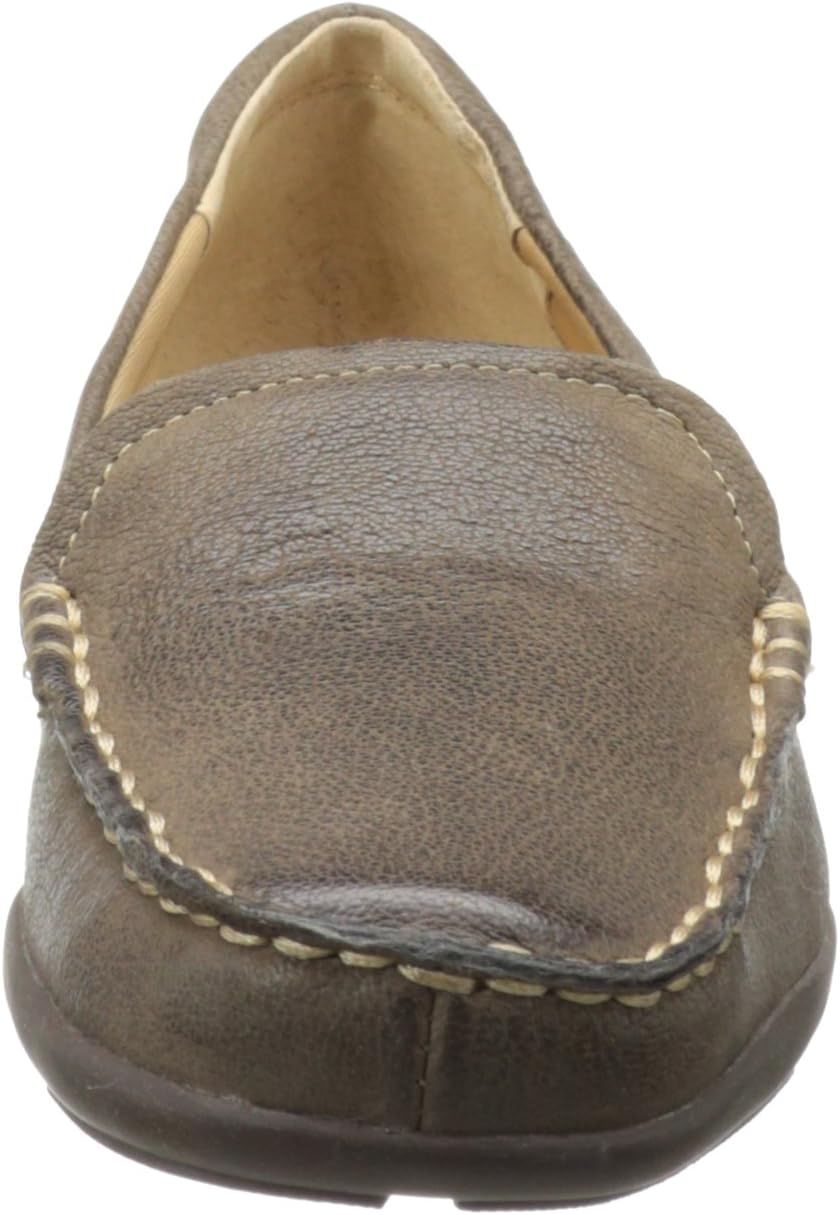 Trotters Women's Zane Flat