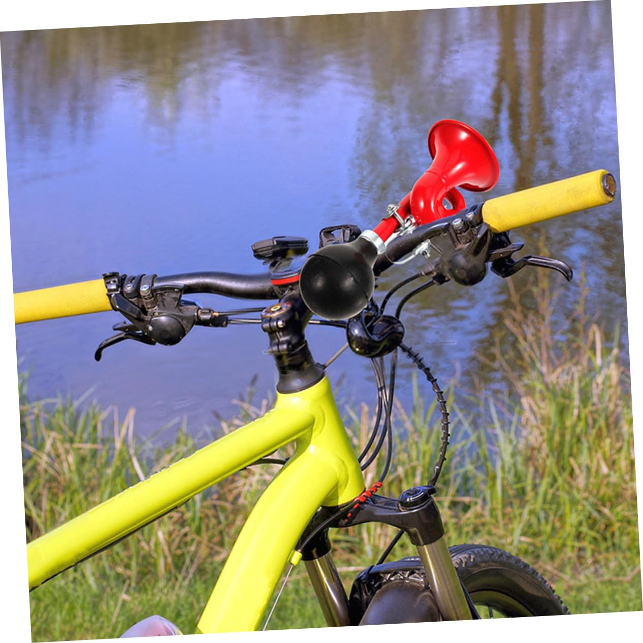 UPKOCH Corne De Vélo Rétro Klaxon De Vélo Clairon Cloche Bouton De Corne Guidon Vélos Ancien avec Klaxon De Bicyclette Klaxon De Vélo Durable Alliage D'aluminium