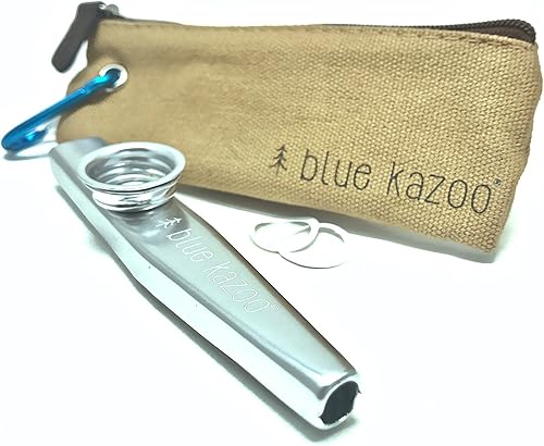 The Original Blue Kazoo - Instrumento musical de aluminio - Mochila ultraligera Kazoo - Incluye bolsa de lona y mosquetón - Fácil de transportar -