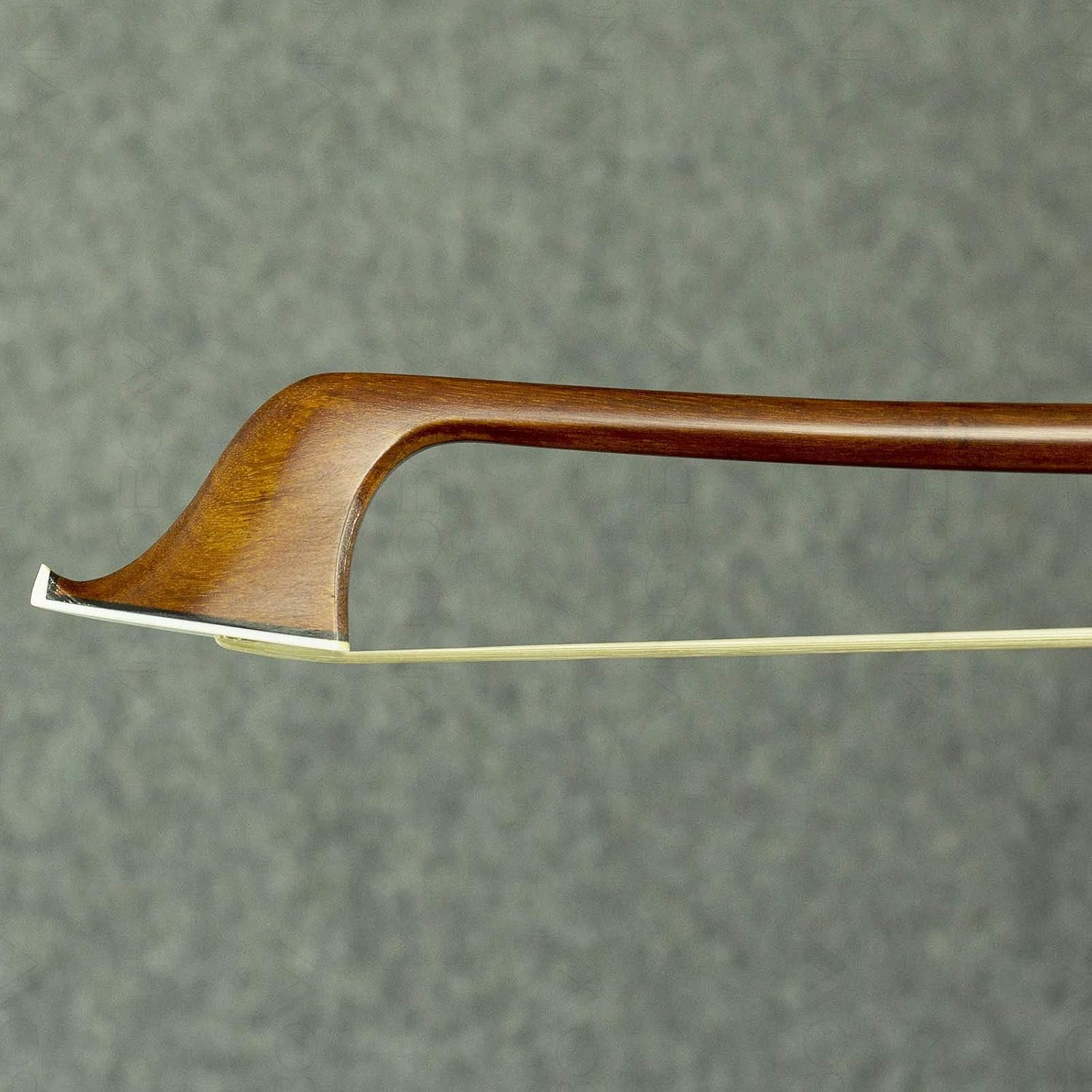 Master Pernambuco Bass Bow German Style 4/4 Size 76cm Well Balanced Deep and Powerful Sound Premium Natural Horse Hair 800BG