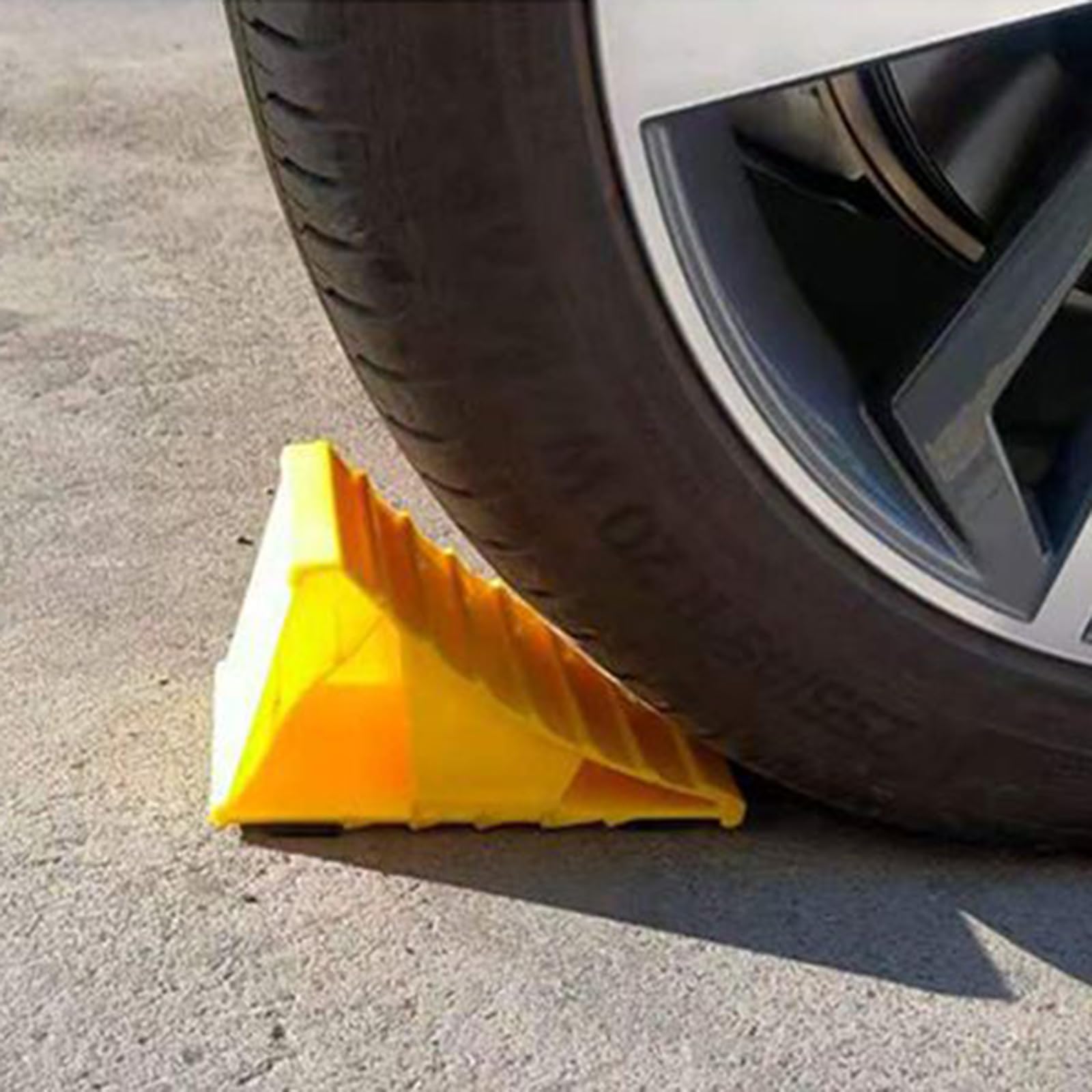 Coppia cunei ruota cunei con maniglie essenziali cunei ruota veicolo per rimorchi camion