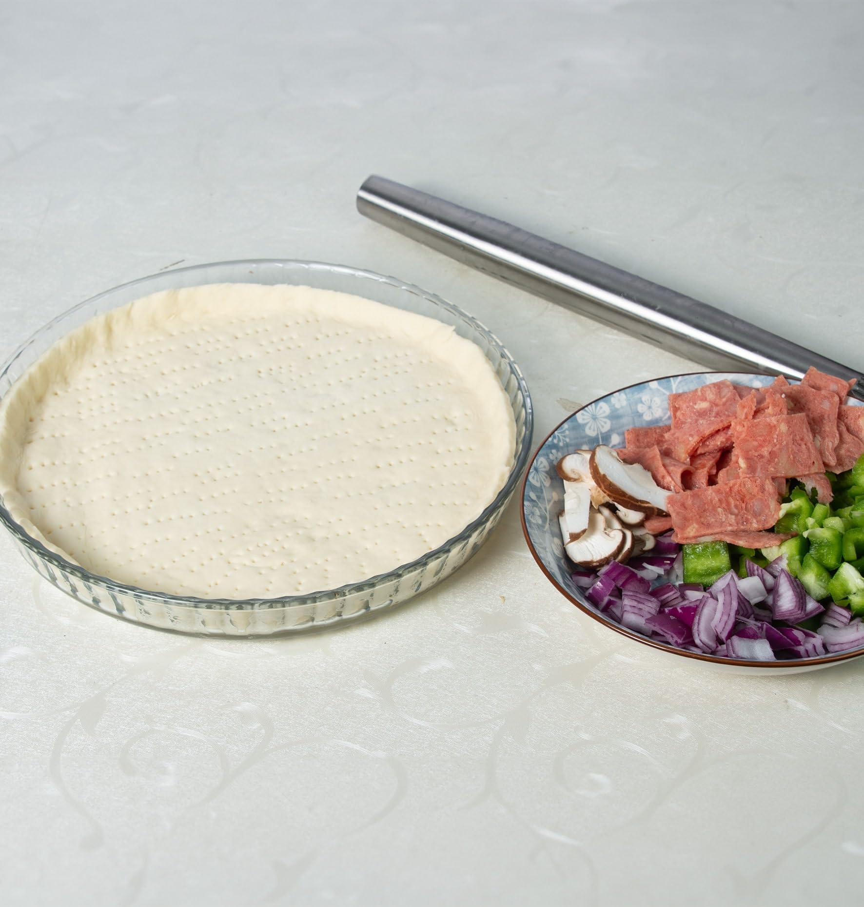 CLAPPER 10.5 Inch Deep Dish Glass Pie Pan – Clear Light Blue Pie Dish for Baking Fruit Pies, Tarts, Quiches, Oven Safe, Durable Pie Plate
