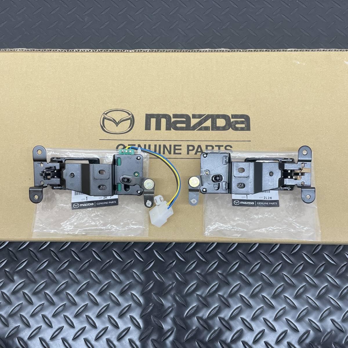 マツダ RX7 FC3S 後期 純正 FC3S RX7 ドアインナーハンドル 純正新品