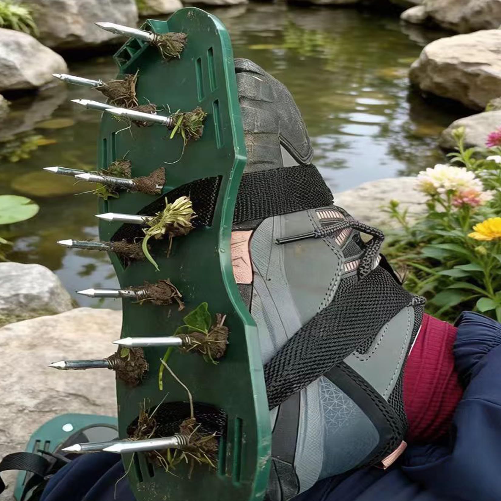 Markeny Rasenbelüfter-Schuhe, Spikes, ideal einfach zu montieren, strapazierfähig, 4 verstellbare Riemen, Yard Rasen-Boden-Sandalen, Grün (1 Paar)