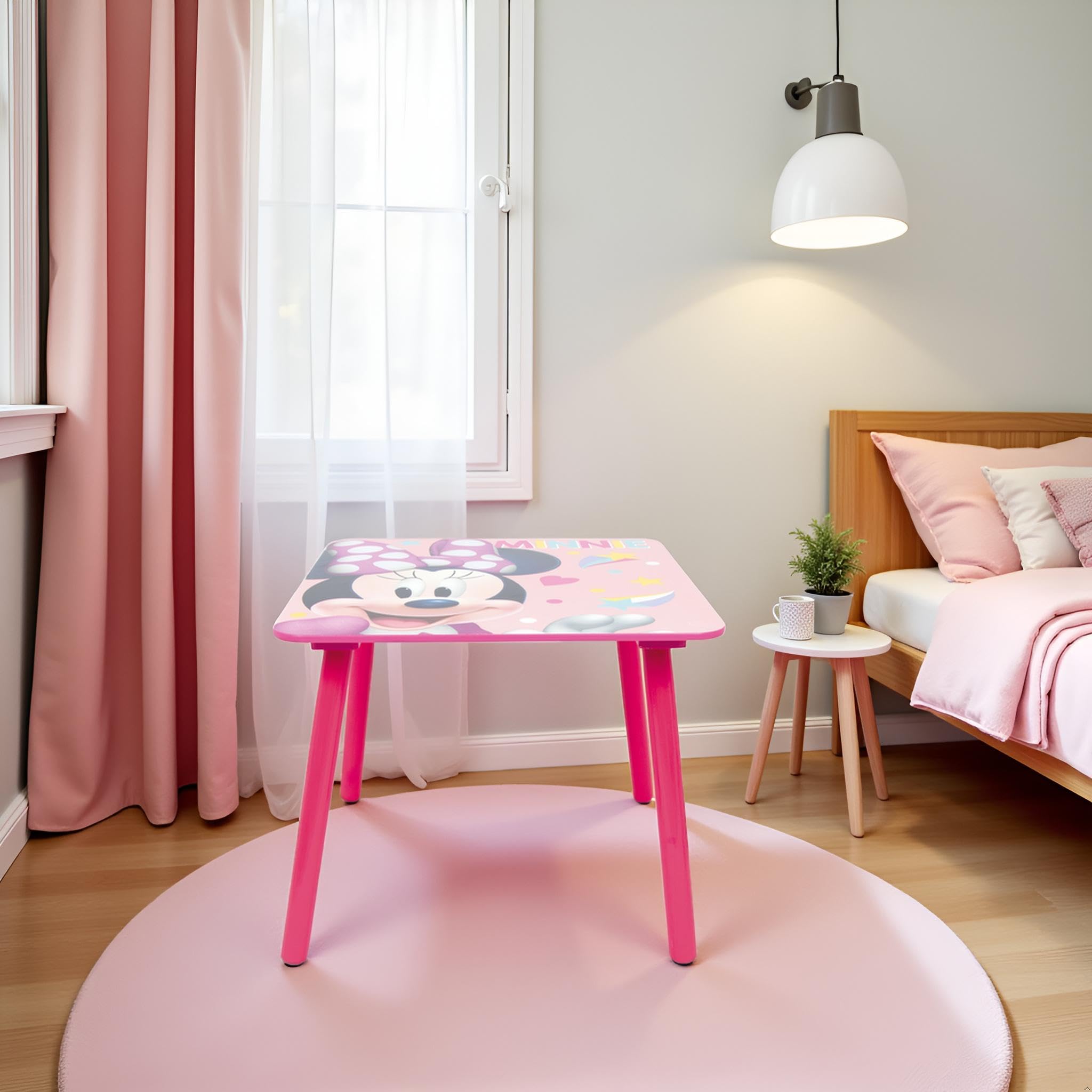 ARDITEX - Ensemble Table et 2 Chaises en Bois pour Enfants Licence Officielle Minnie Mouse - Table 50x50x44 cm/Chaise 26,5x26,5x50 cm - Rose - Idéal pour Jouer, Dessiner et activités manuelles