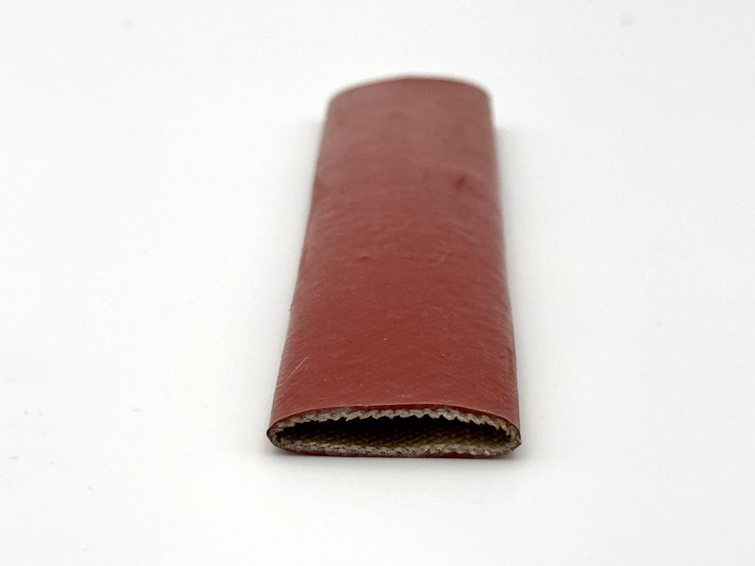 Gaine de protection moteur anti-chaleur et hydrocarbures rouge au mètre
