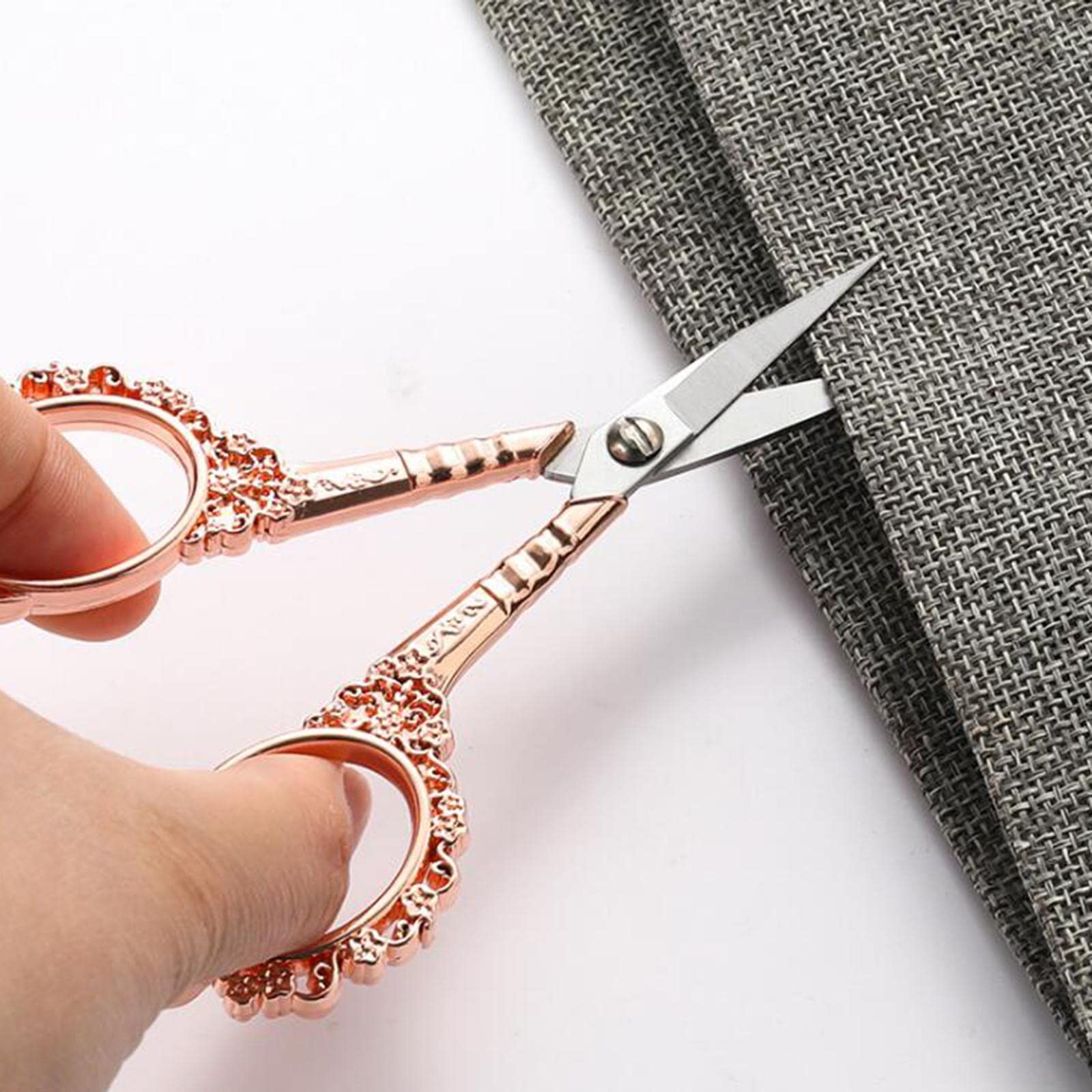 5 Teiliges Vintage Silber Scherenset für Sammler Oder Bastler, Inklusive Stickschere, Nähkästchen, Und Bastelzubehör, Pflaumenblüte