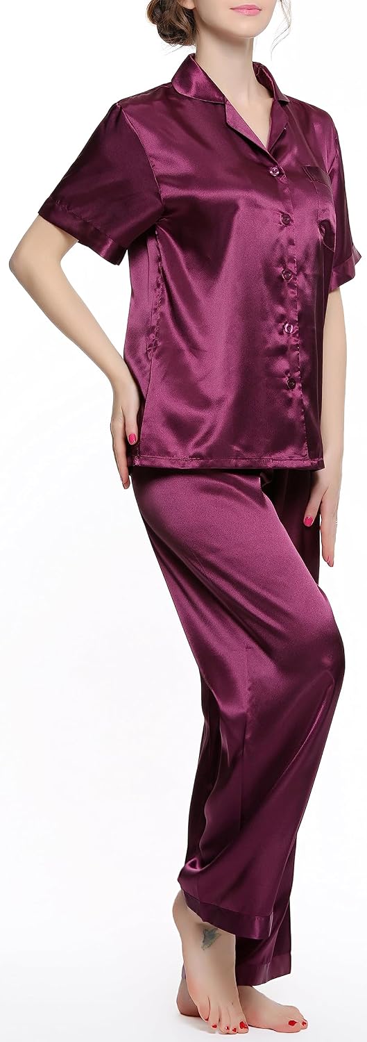 Lavenderi Conjunto de pijama feminino clássico de cetim de manga curta – Roupa de dormir macia e sedosa para mulheres, confortável e elegante Lavenderi Conjunto de pijama feminino clássico de cetim de manga curta – Roupa de dormir macia e sedosa para mulheres, confortável e elegante