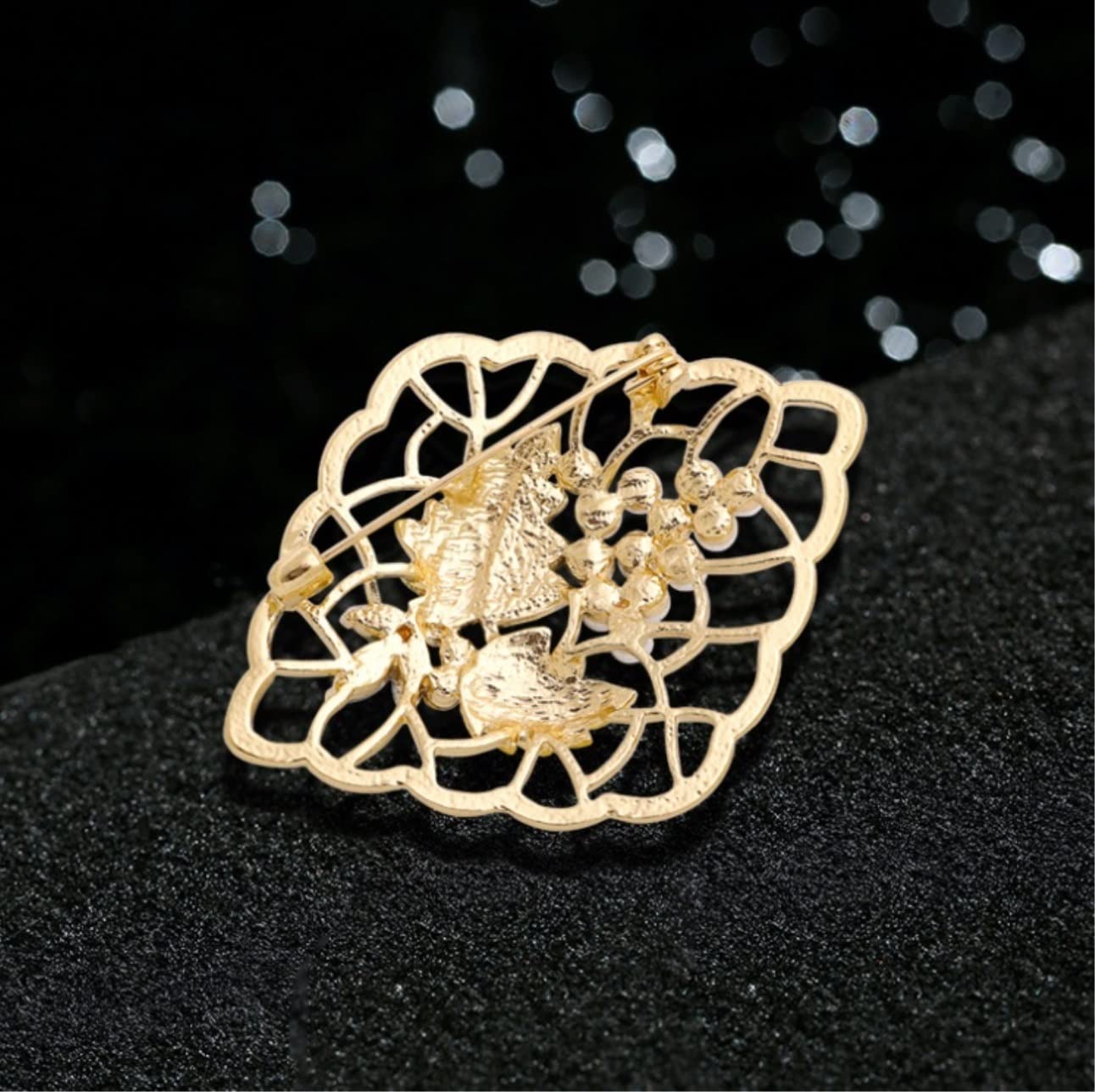 Broschen Für Damen Traube Brosche Pin Perle Retro Palast Stil Frucht Blumen Party Jacke Mantel Exquisit Anstecknadeln