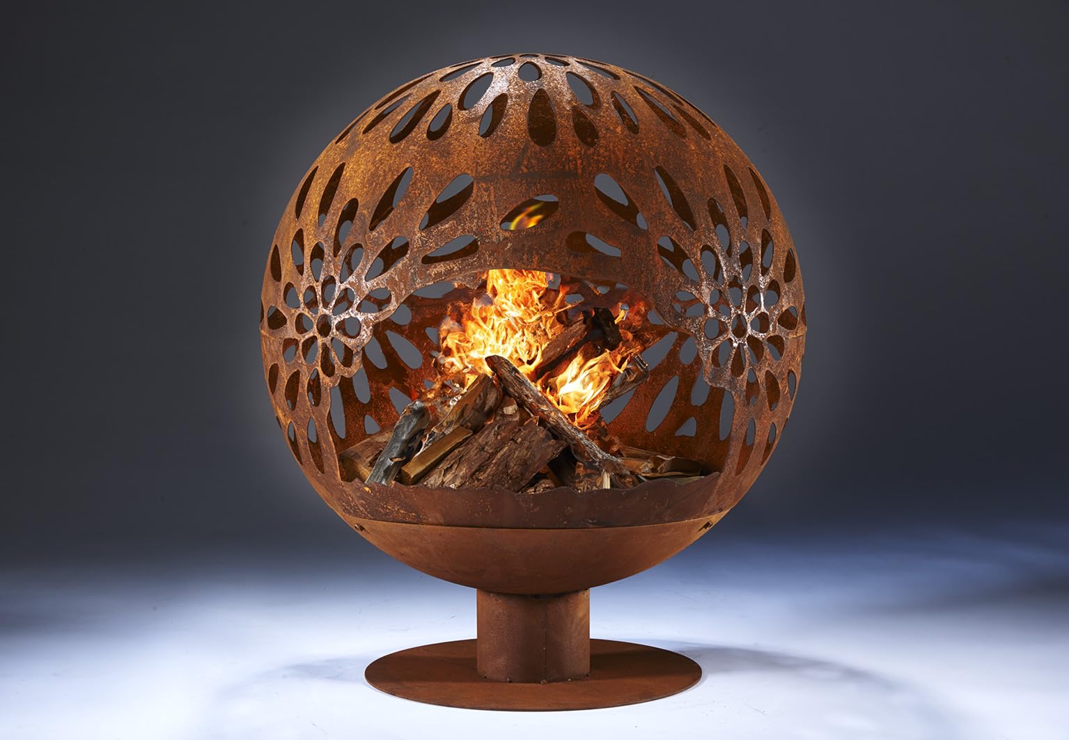 Kobolo Feuerschale Feuerkorb Bloom Kugelform 60x60x69cm 60x60x69 cm