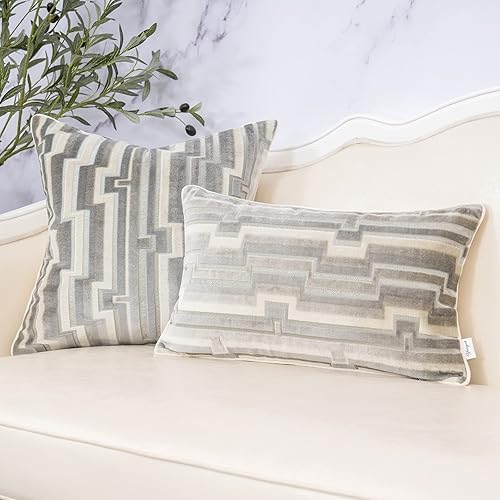 Miniatura 5 de Yangest Funda de almohada lumbar de terciopelo geométrico beige, funda de cojín moderna de lujo, funda de cojín neutral oblonga para sofá,