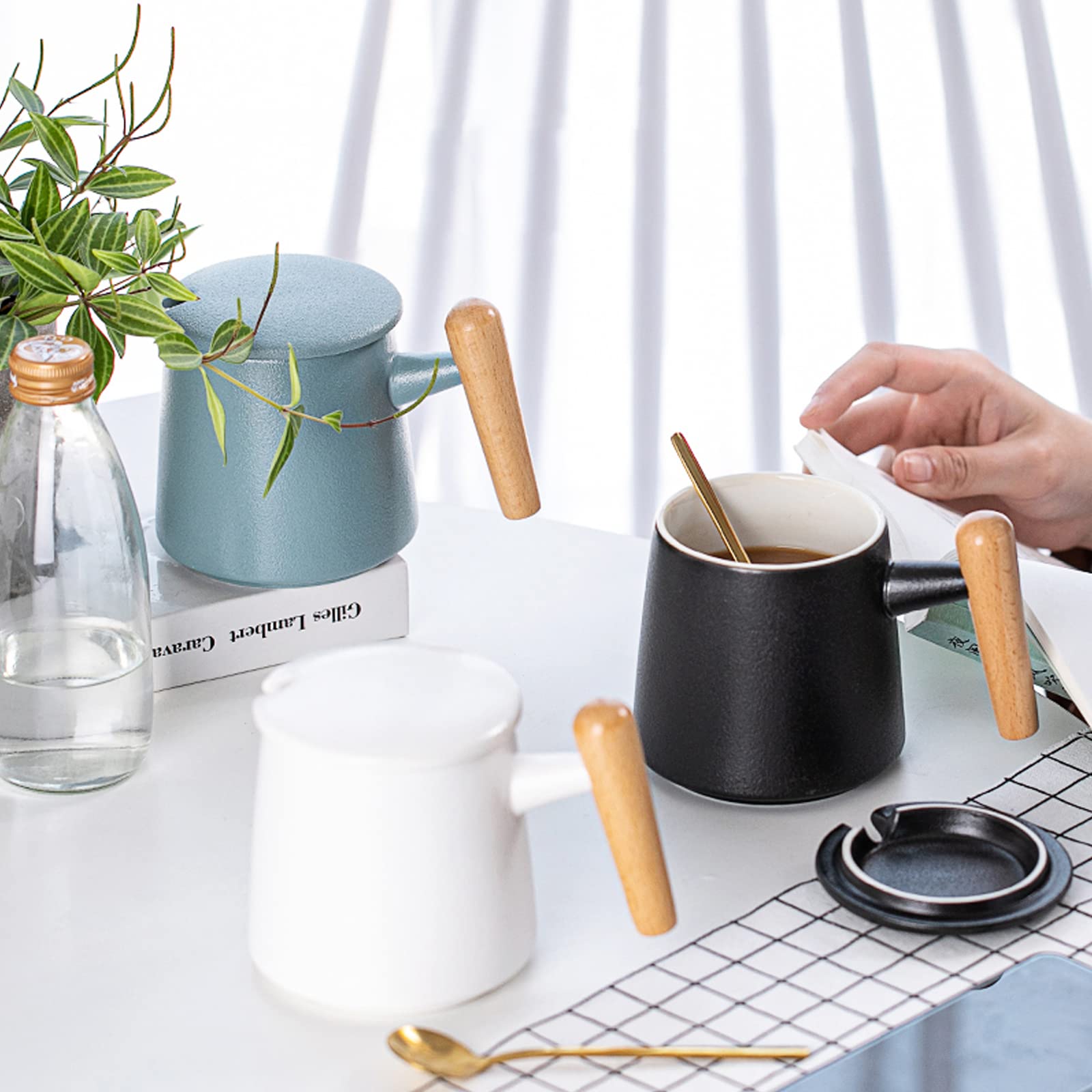 Orientalny ceramiczny zestaw do herbaty Zestaw do herbaty Ceramiczny kubek do herbaty z uchwytem z litego drewna, Porcelanowa filiżanka do herbaty z pokrywką i zaparzaczem, Kubek z zaparzaczem, Cerami