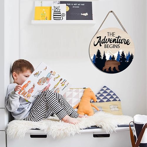 Miniatura 5 de LHIUEM Letrero colgante de madera con texto en inglés "The Adventure Begins", decoración de pared de bosque, con citas inspiradoras de montaña de