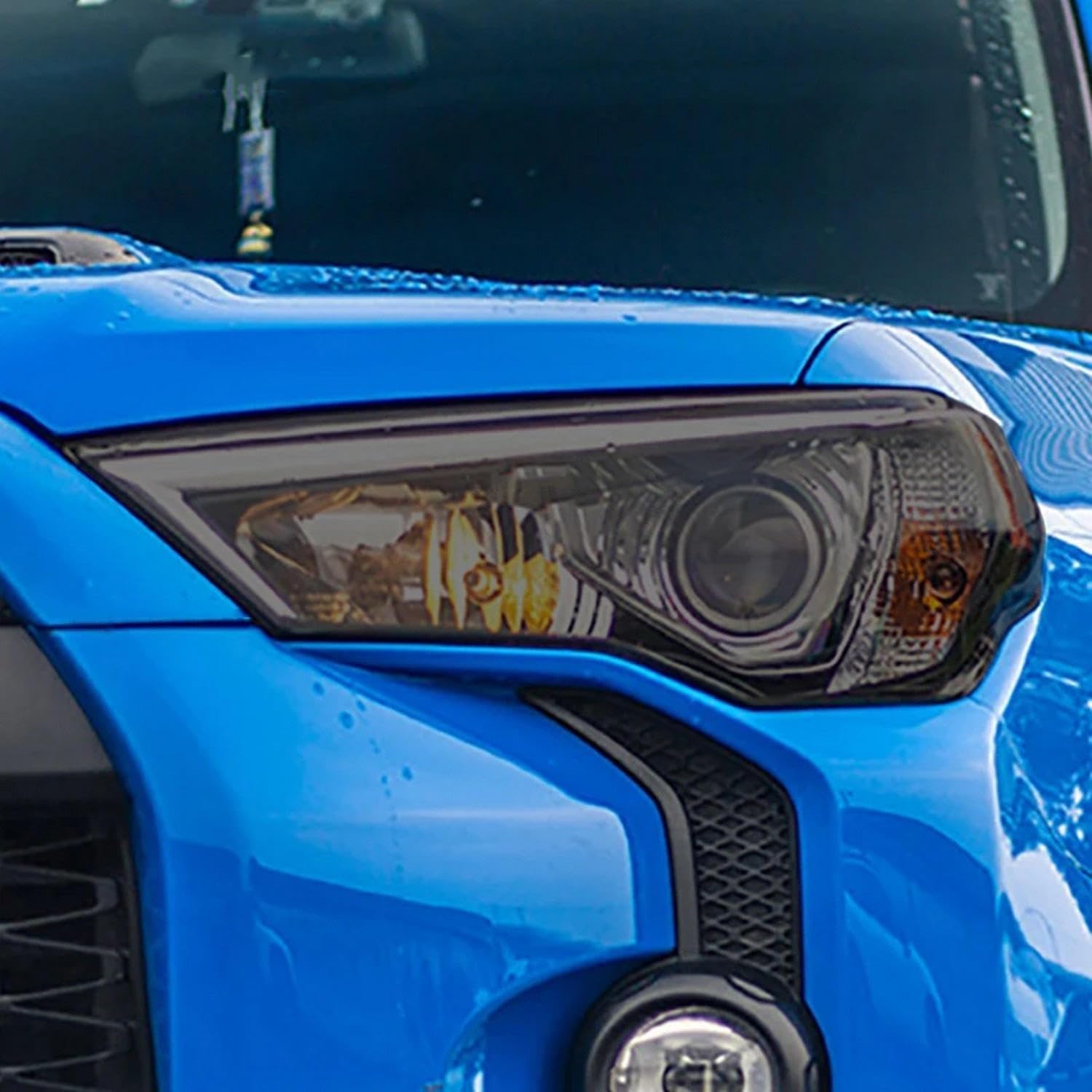 Évitez les phares ternes sur Toyota 4Runner avec le film de protection TPU