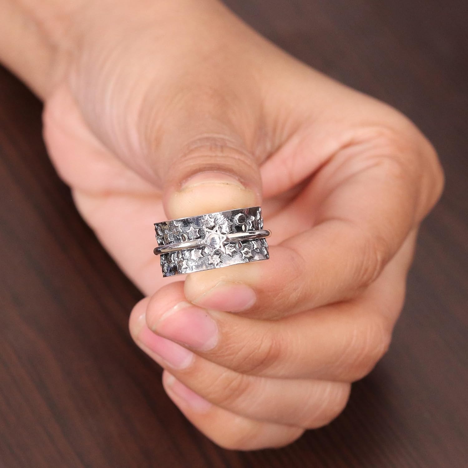 Unisex 925 Silver Star Design Hammered Spinner Ring – Anxiety Relief Fidget Jewelry for Men & Women