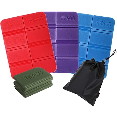Amazon マット 座布団 お得な4個セット 折り畳み 8つ折り 約26g 軽量 コンパクト 持ち運びに便利 防湿 断熱 よいクッション性 キャンプ アウトドア スポーツ観戦など Youngfull レジャーシート