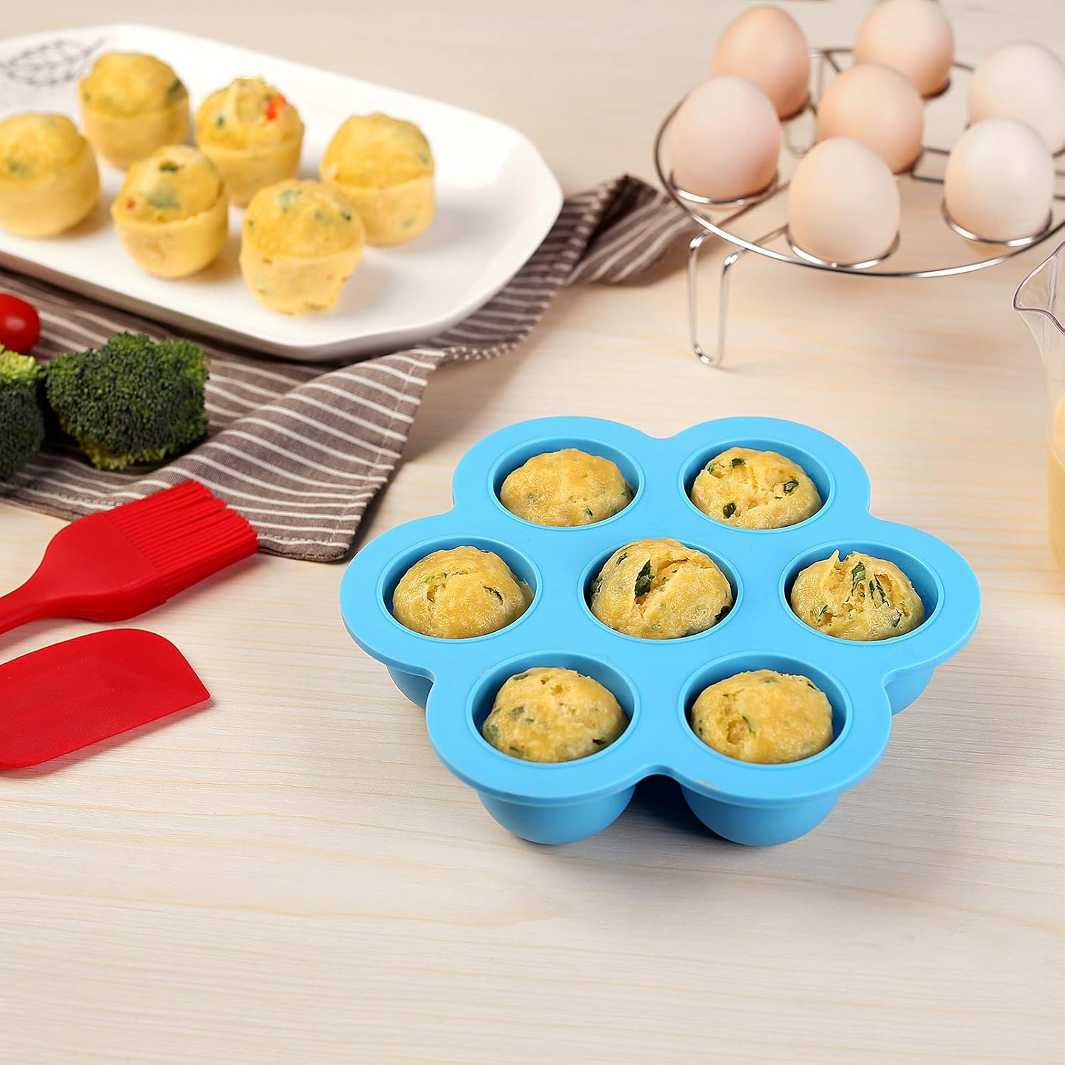 Egg Bites Mold for Instant Pot Accessories by ULEE - Compatible with Instant Pot 5,6,8 qt Pressure Cooker, Both the Tray and Lid Made of Silicone