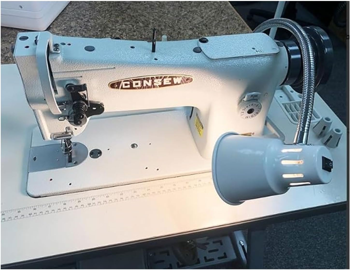 Sewing Machine Flexible Gooseneck Working Lamp Light