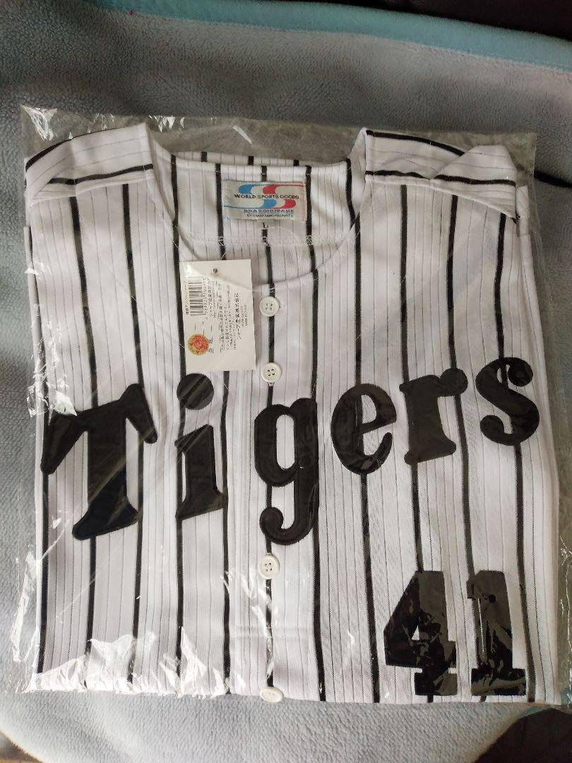 伊良部秀輝　ユニフォーム　未開封　2003年優勝記念　Lサイズ 　阪神タイガース Amazon.co.jp: 伊良部秀輝 ユニフォーム 2003年優勝記念 Lサイズ
