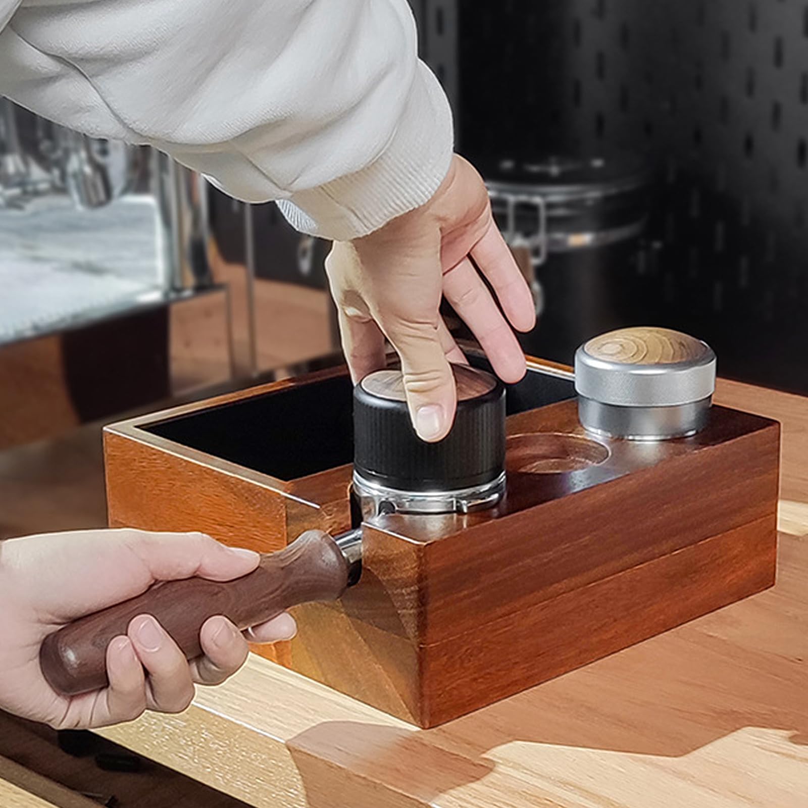 Stacja tampera, stacja do espresso i pudełko na ubijki, tamper espresso, tamper do kawy, organizer na akcesoria do kawy, z rozdzielaczem sitka, akcesoria do krążka (58 mm)
