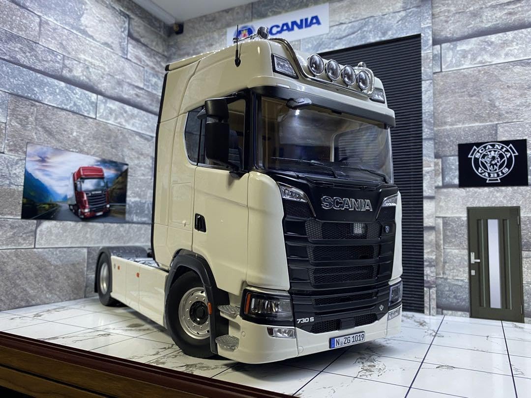 ラジコン　スカニア1/18トレーラーヘッド、トレーラー(台車) プロポ付き Amazon.co.jp: 1／18 スカニア トレーラーヘッド : おもちゃ