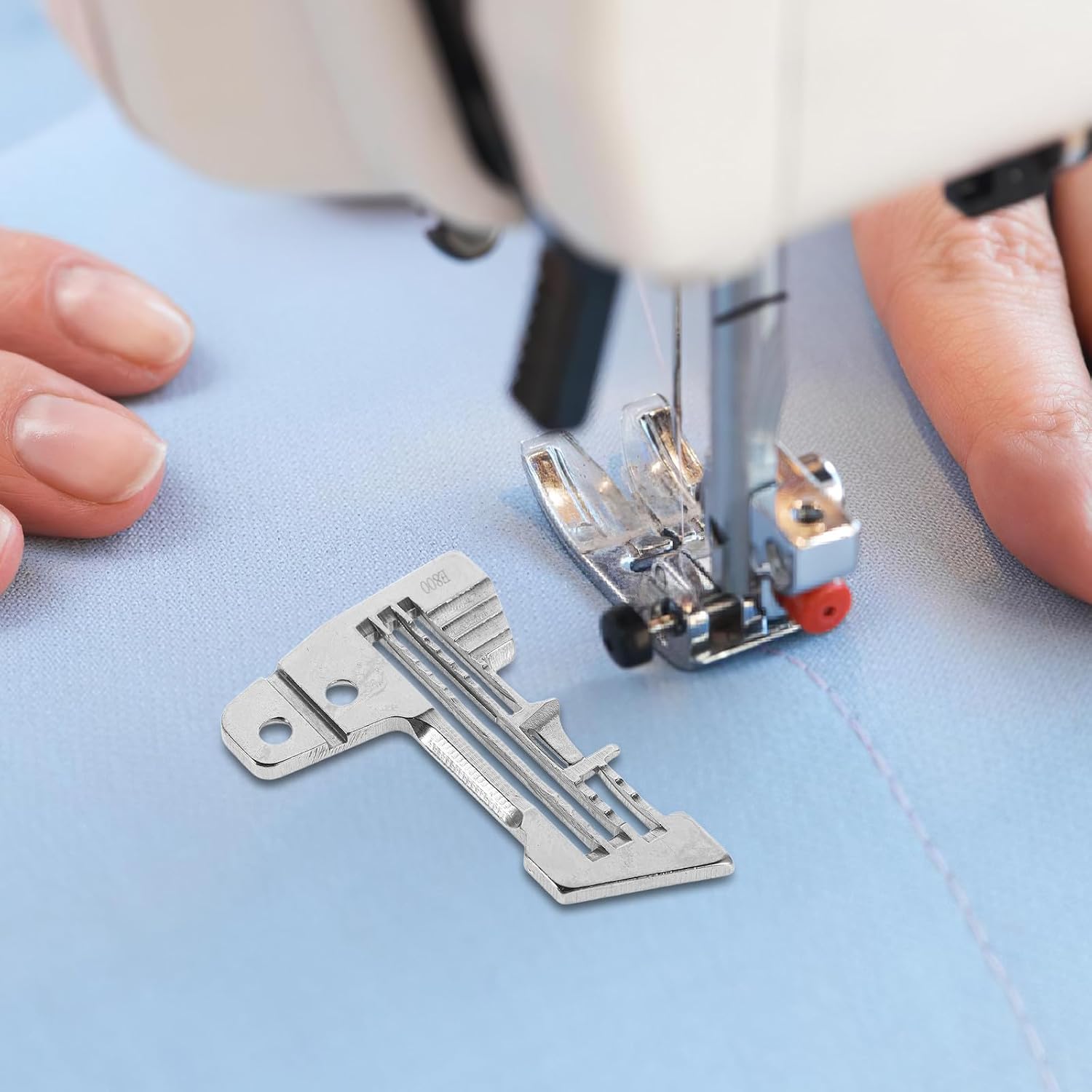 VILLFUL Overlock Stitch Plate for Serger Sewing Machine, Metal Needle Plate with Precise Fit and Versatile Compatibility, Easy Installation for Home and Industrial Sewing Machine Repair