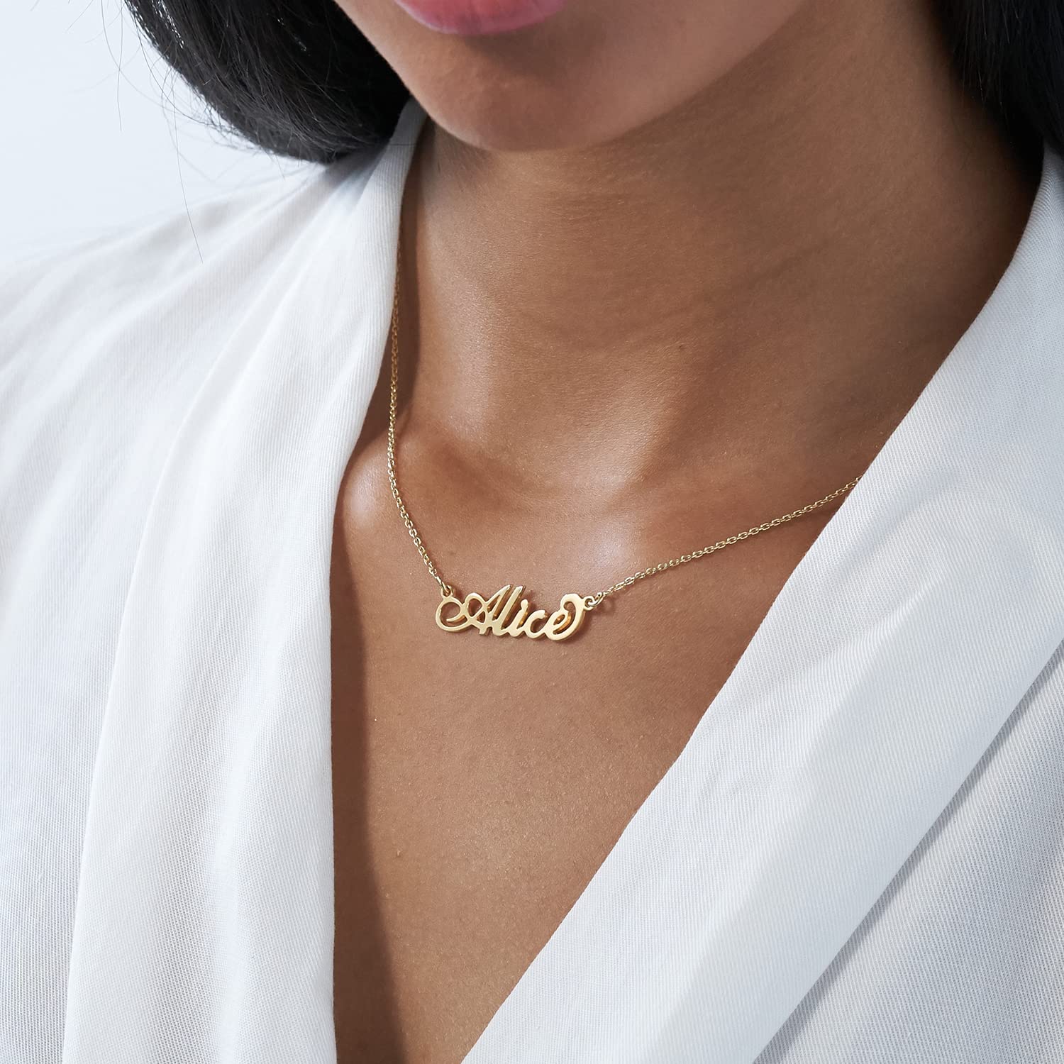 MyNameNecklace MYKA Collar Pequeño Personalizado con Nombre Estilo “Carrie - Regalos para Ella, Regalo para Mujer