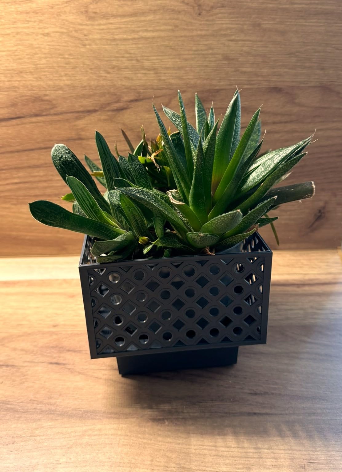 blumenkasten material Rechteckiger Blumenkasten für außen