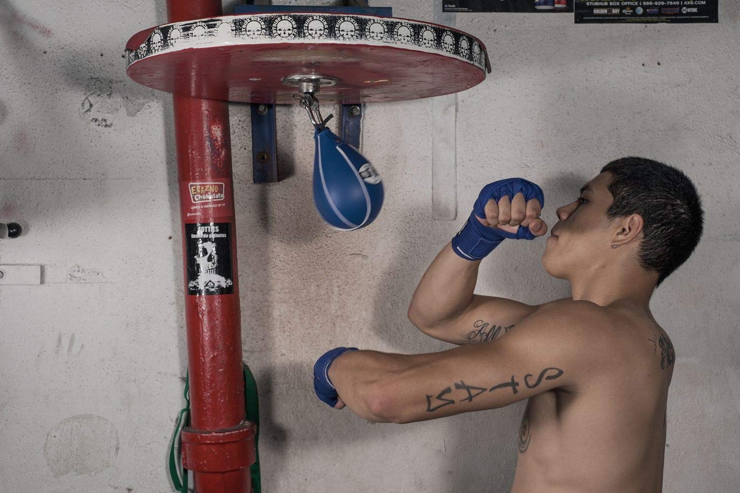 Professional Speed Bag V2.0 - Speed Bag for Boxing MMA Adults Red 4x7 5x8 6x9 7x10 product thumbnail 4