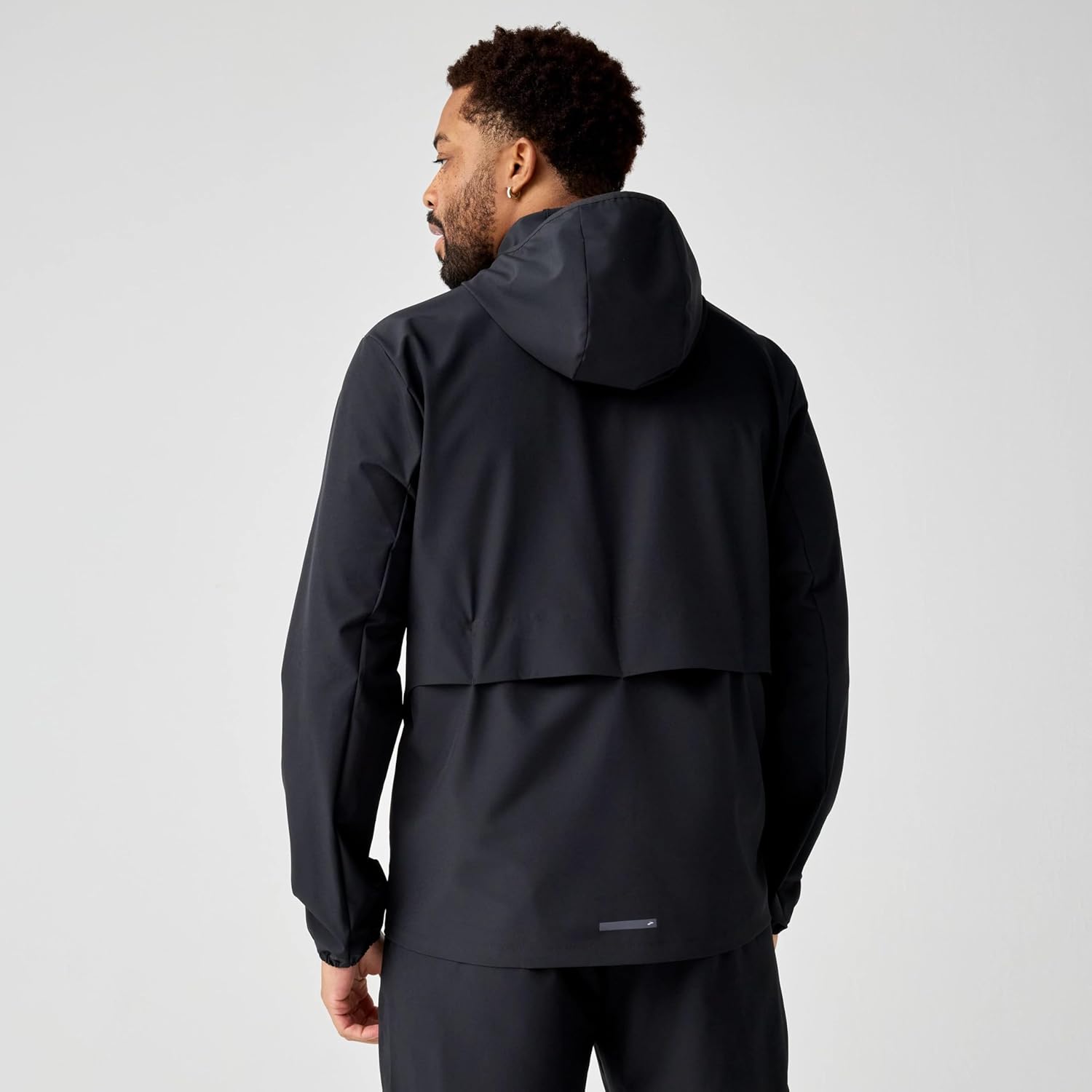 Brooks Men’s Canopy Jacket, Lightweight Wind & Water Resistant, Breathable, UPF 50+ with Reflectivity & Stretch Fabric