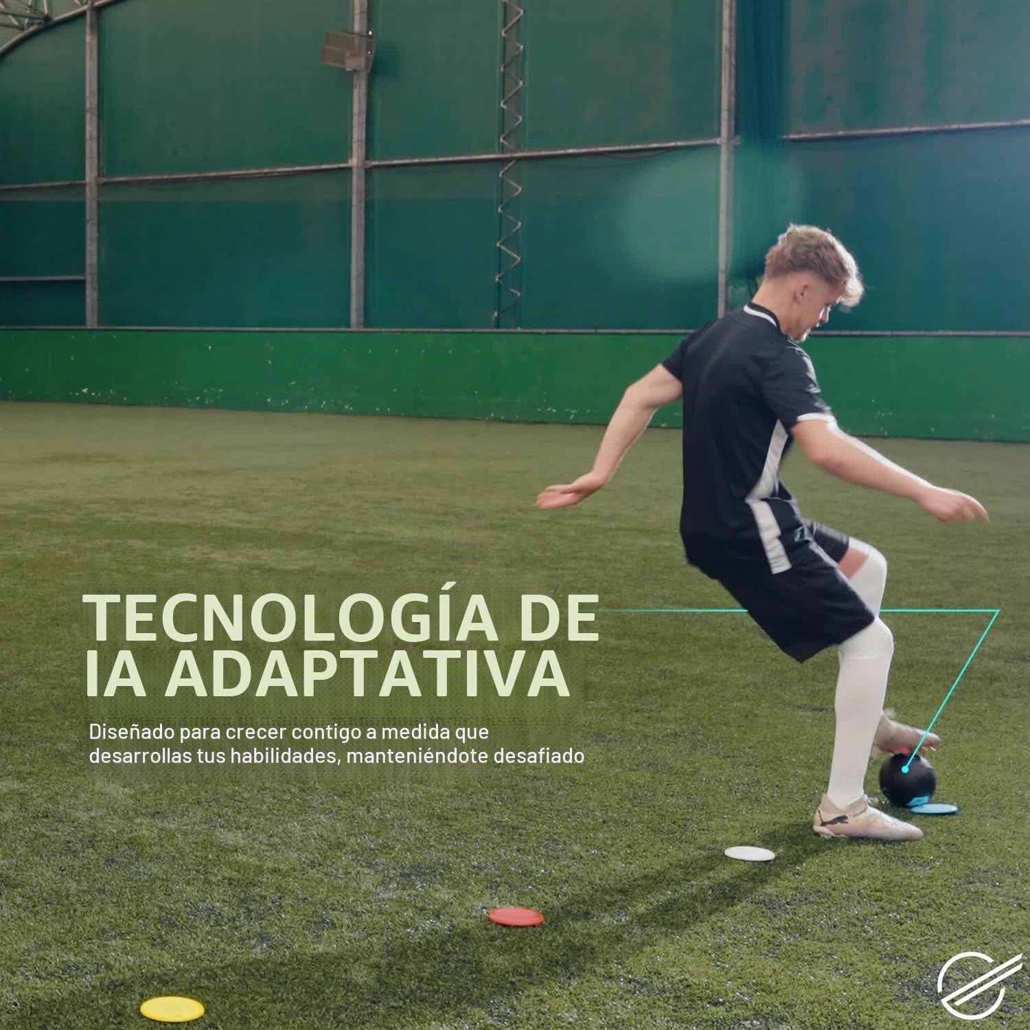 Soccer Dash – tu compañero de Entrenamiento para un Mejor regateo, reacciones más rápidas y un Control balón. con tecnología IA para un Progreso Constante, Solo o en Equipo.