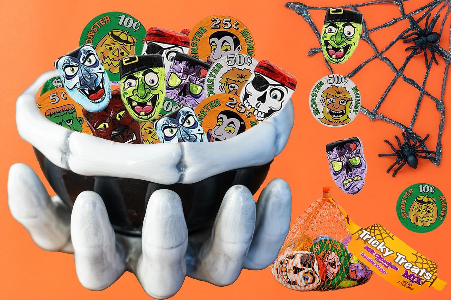 Fruidles Trick or Treat Mesh Bag of Halloween Snacks, Individually Wrapped Candy for Parties, Festivals, and Haunted Houses (18-Pack, Total of 180 Coins)