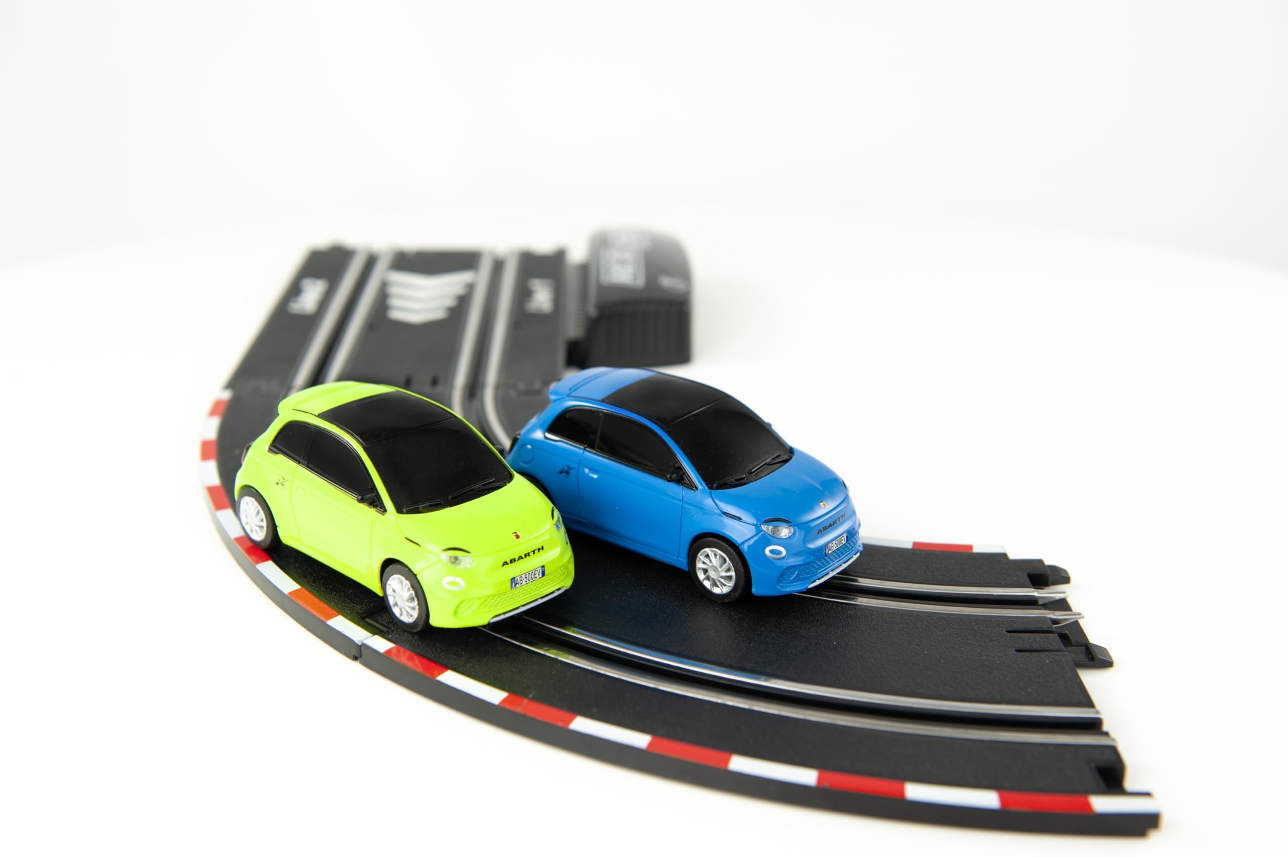 Pista Macchinine Telecomandate Pista Elettrica con 2 Slot Car Grande Semi- Professionale Adulti e Bambini 2,6 Metri, 4 in 1 con Telecomando