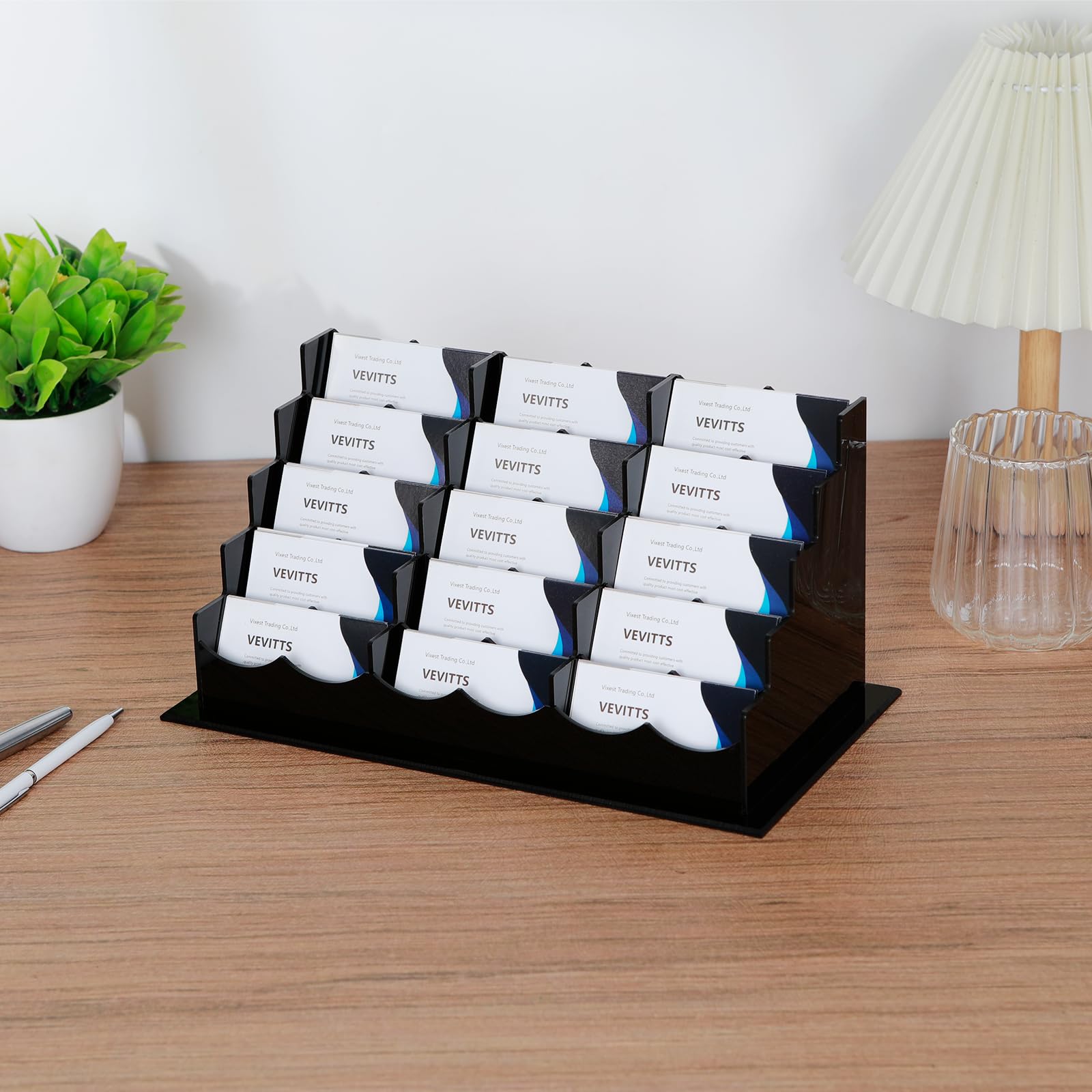 Vevitts Soporte acrílico para tarjetas de negocios, 15 ranuras y 5 niveles, juego de soporte acrílico negro para tarjetas de visita, capacidad para aproximadamente 750 tarjetas