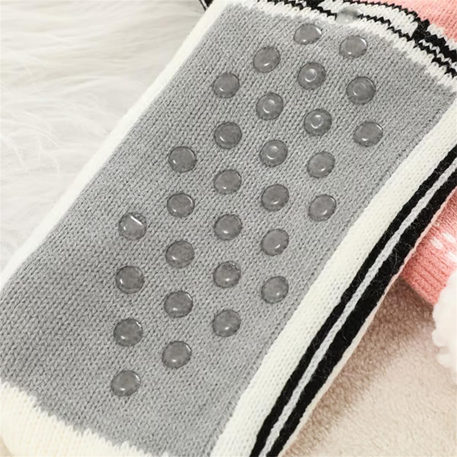 Accordinglye Bardzo grube kaszmirowe kapcie domowe skarpety, unisex, zimowe, super miękkie, ciepłe, przytulne, z podszewką polarową, antypoślizgowe skarpety
