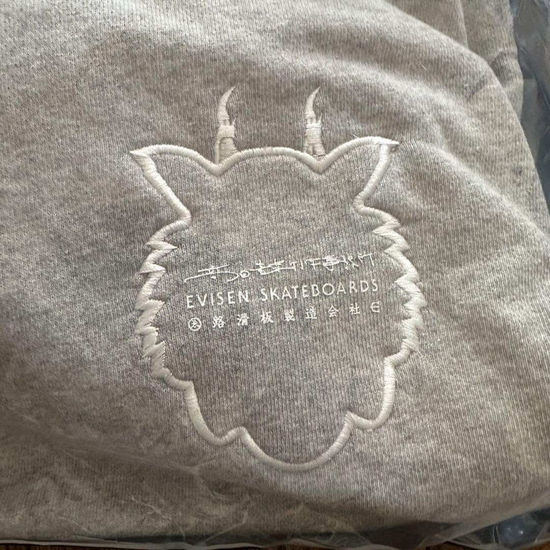 Amazon.co.jp: EVISEN x 髙田音楽制作事務所 TORA EVI LOGO HOODIE 