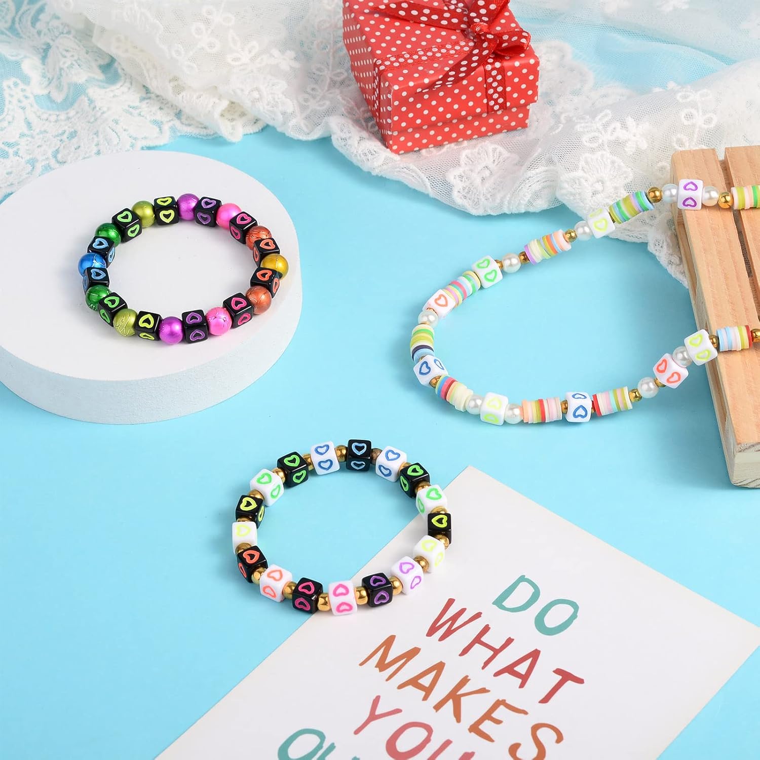 Craftdady 1200pcs Opaque Acrylic Cube Spacer Beads Large Hole Heart Pattern Square Pony Beads 7x7mm for DIY European Jewelry Bracelets Necklaces Earrings Hair Accessories, Hole: 4mm