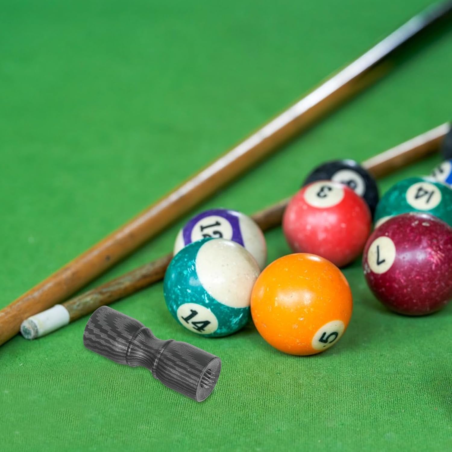 Billiard Cue Tip Tool and Pool Joint Protector, Black Plastic Billiard Shaft and End Guard for Cue Tip Repair and Snooker Play at Home Or Club