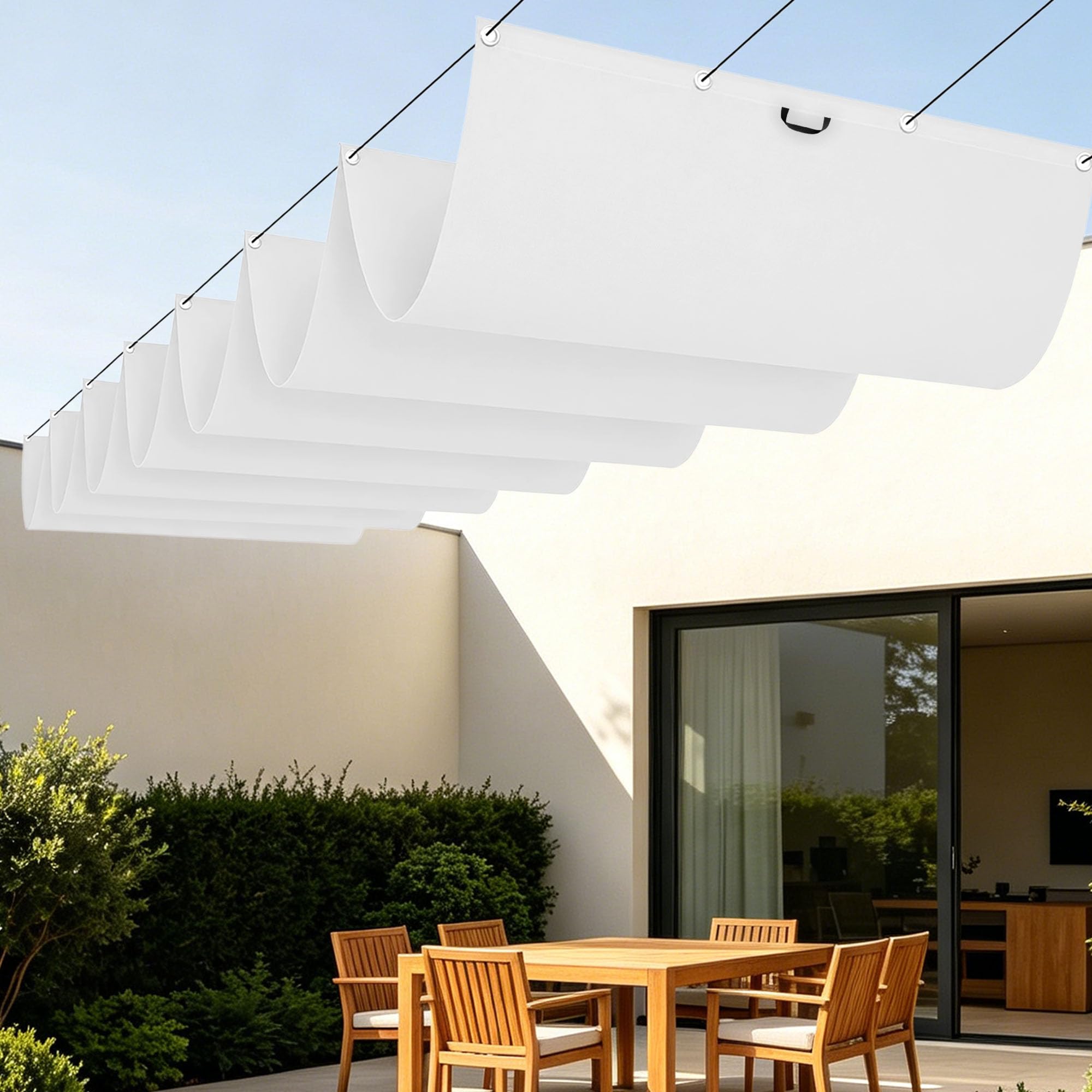 Voile ombrage rétractable contre la chaleur et la pluie sur balcon ou terrasse
