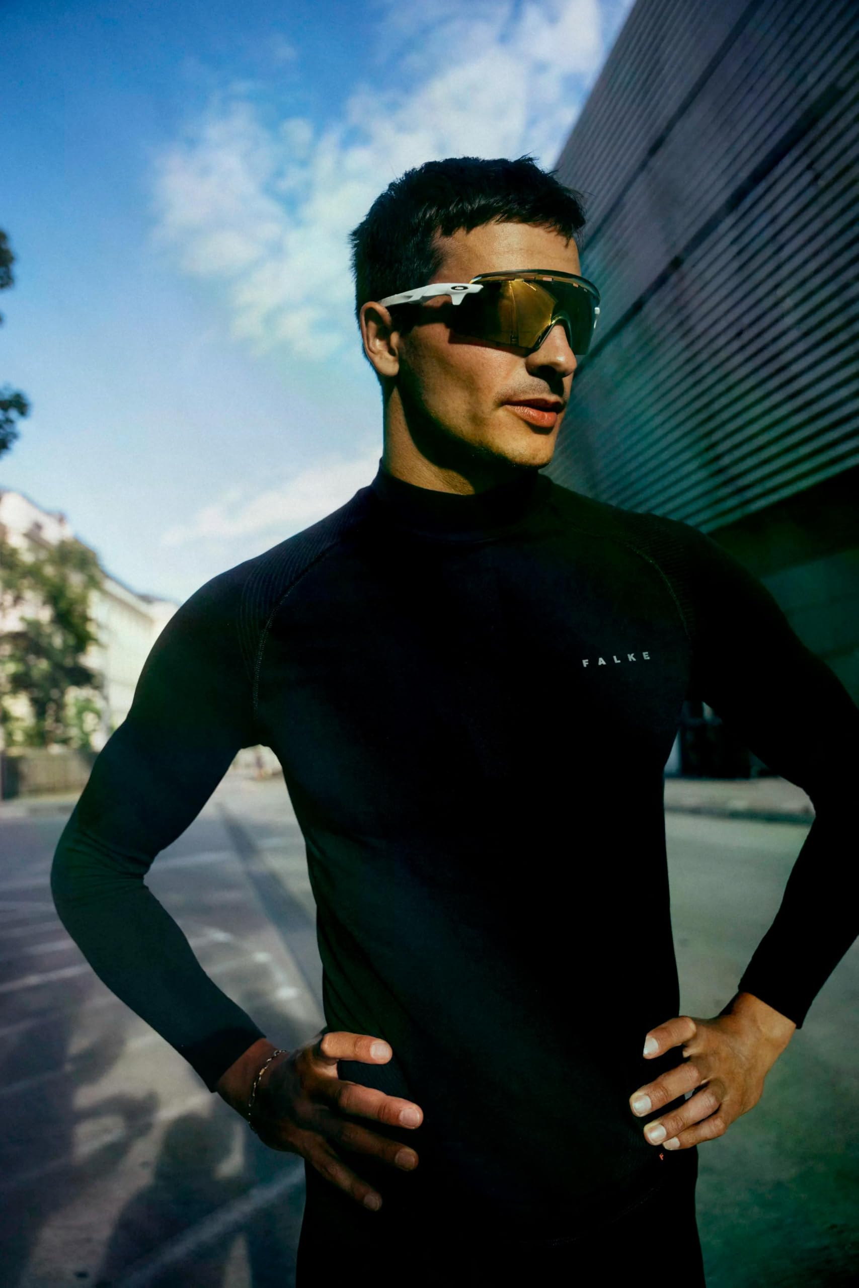 FALKE Hombre Warm High Neck capa de base superior Ropa Interior Térmica Para Climas De Suaves a Fríos Secado Rápido Transpirable Hilo Funcional 1 pieza | termorregulación para temperaturas de cálidas a frías