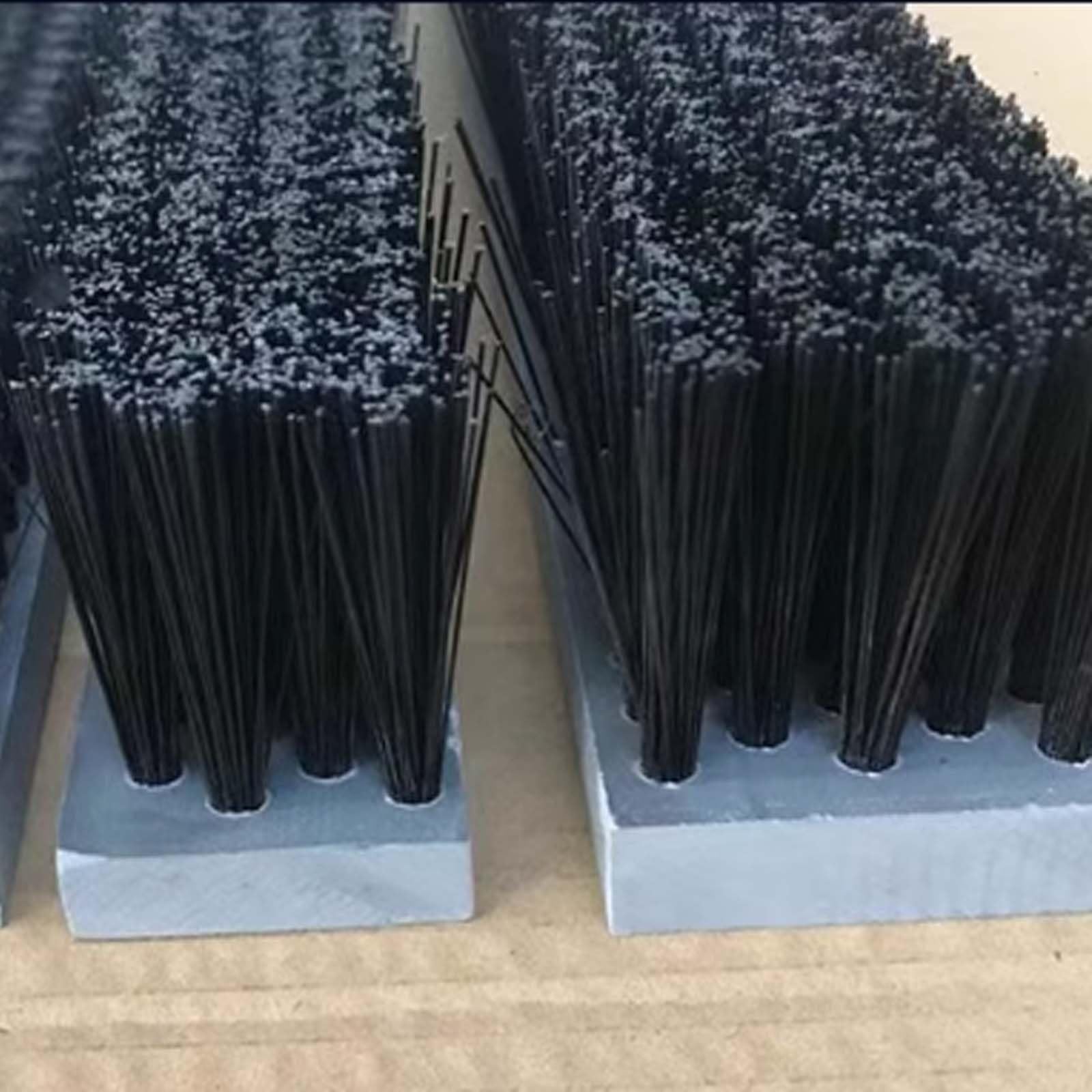 Cepillo de PVC de 2 piezas, cepillo de nailon industrial for limpieza de polvo de plástico, cerdas largas y suaves, cepillo de placa de polipropileno, cepillo de tres filas de lana.(800*30mm)
