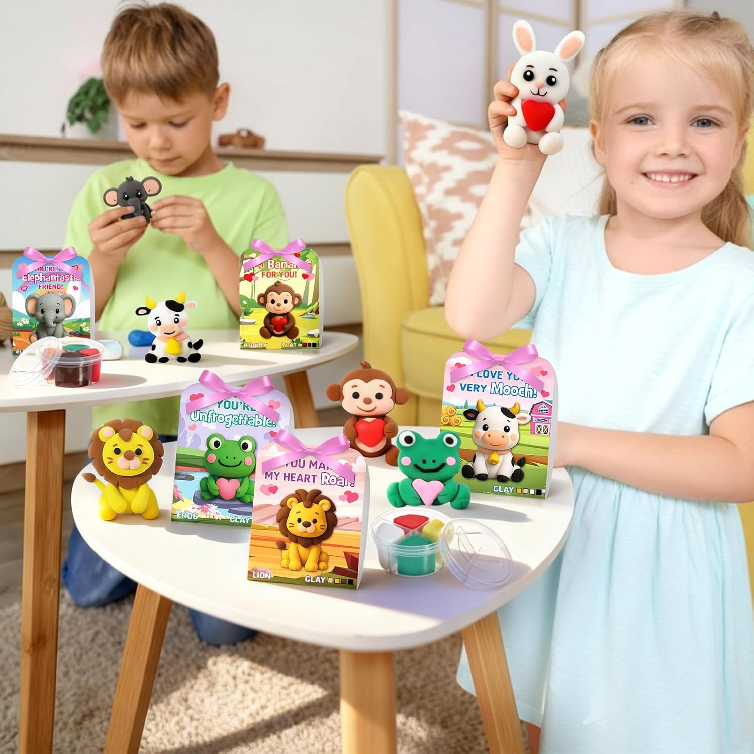 Capoda 18 Sets Animal Air Dry Clay Kit for Kids Animal Craft Kit Gifts DIY Modeling Clay Art Crafts Set for Kids Party Favors School Prizes Classroom Exchange Gift Toys Fun Activities