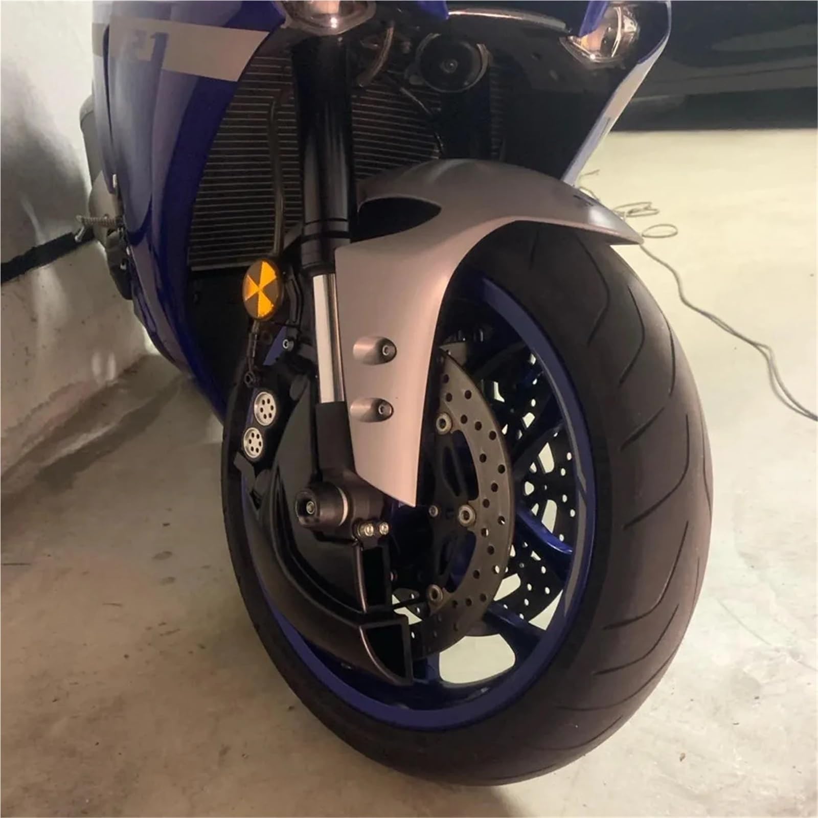 Caliper Bracket Radiator Cover Do YZF-R1 2023 2022 2021 2020 układ hamulcowy przewody chłodzące powietrze zacisk przedni panel boczny koła