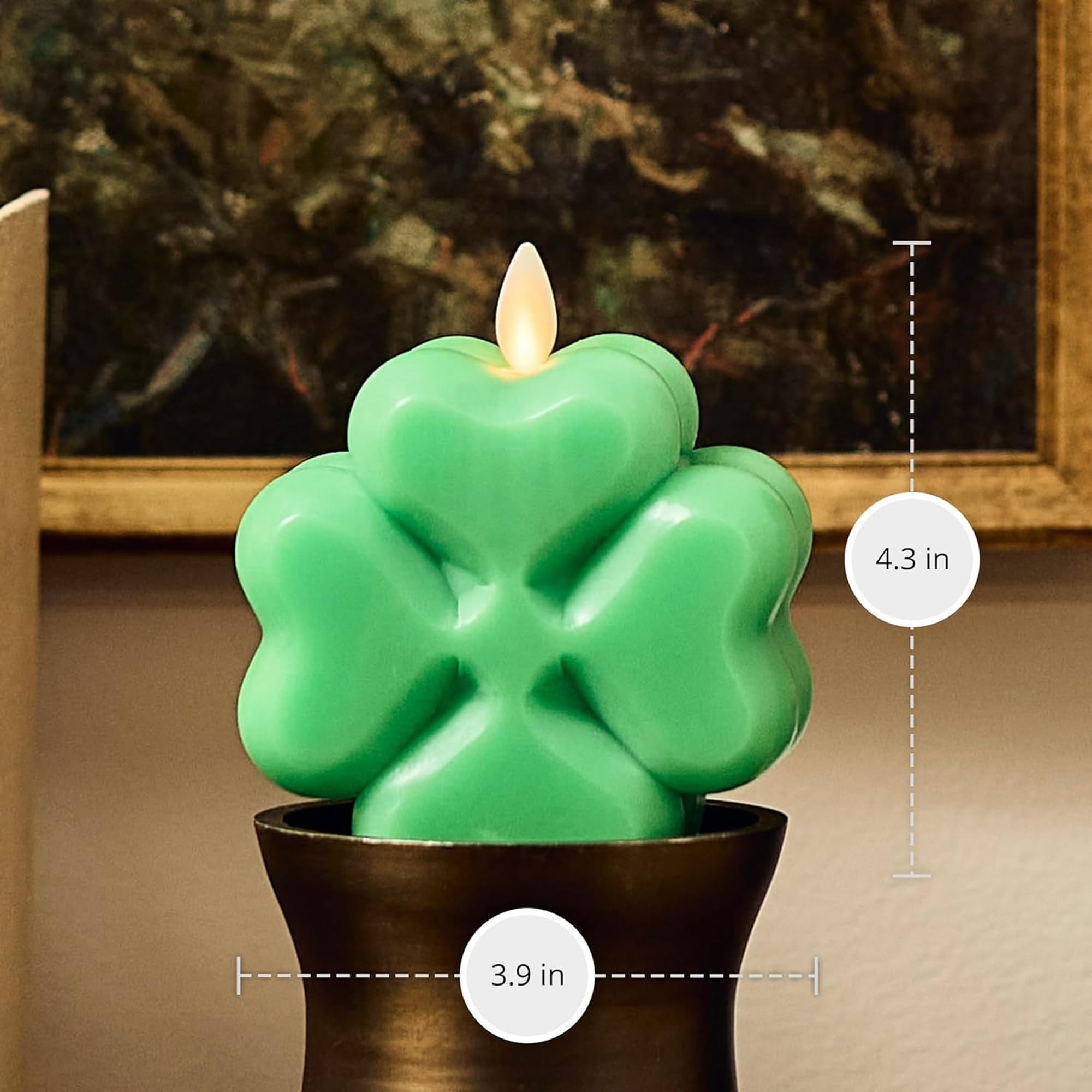 Luminara Candela senza fiamma classica verde trifoglio LED in movimento candela liscia non profumata vera cera (9,9 x 10,9 cm)