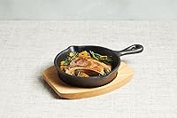 Vista 4 de Artesa Sartén pequeña de hierro fundido, antiadherente, con tabla de servir de madera, sartén con soporte, para fajitas, barbacoa, tortilla, tapas